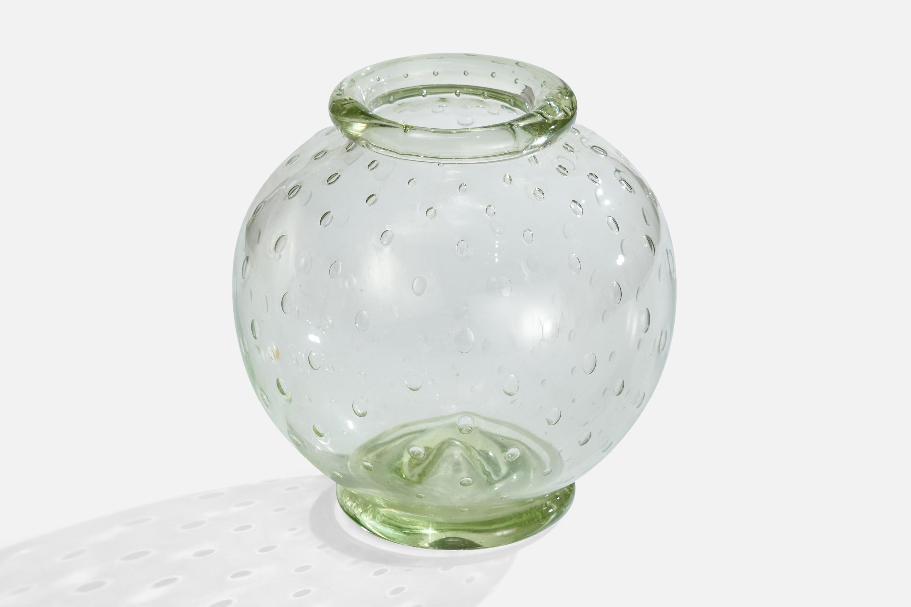 Vaso in vetro soffiato progettato da Ture Berglund e prodotto da Skansens Glasbruk, Svezia, anni '40.
