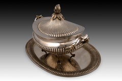 Tureen. Silver (.916). Spain, 20th century.
