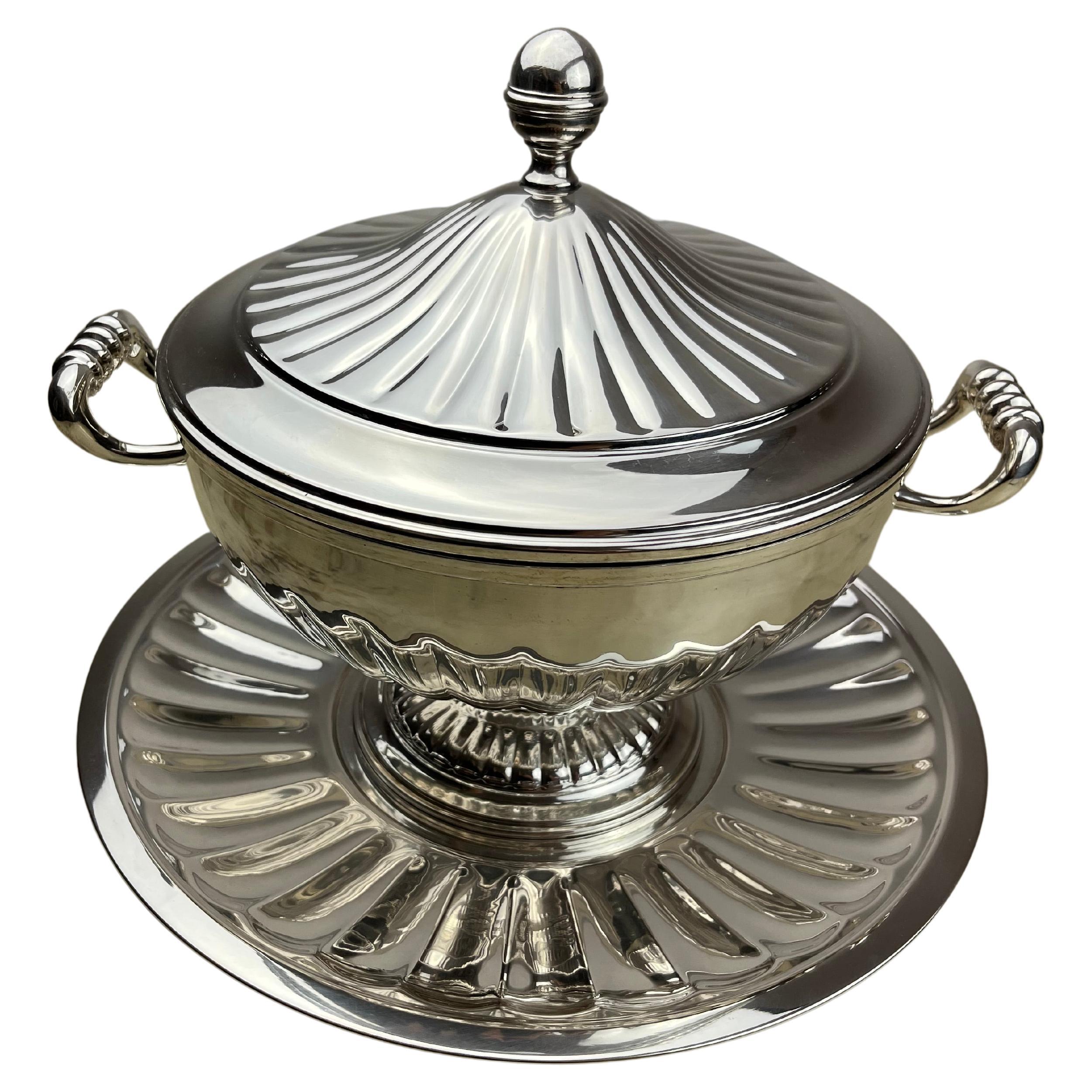 Uureen Tureen with Plate, 800 Silver, Italy, 1980s For Sale at 1stDibs