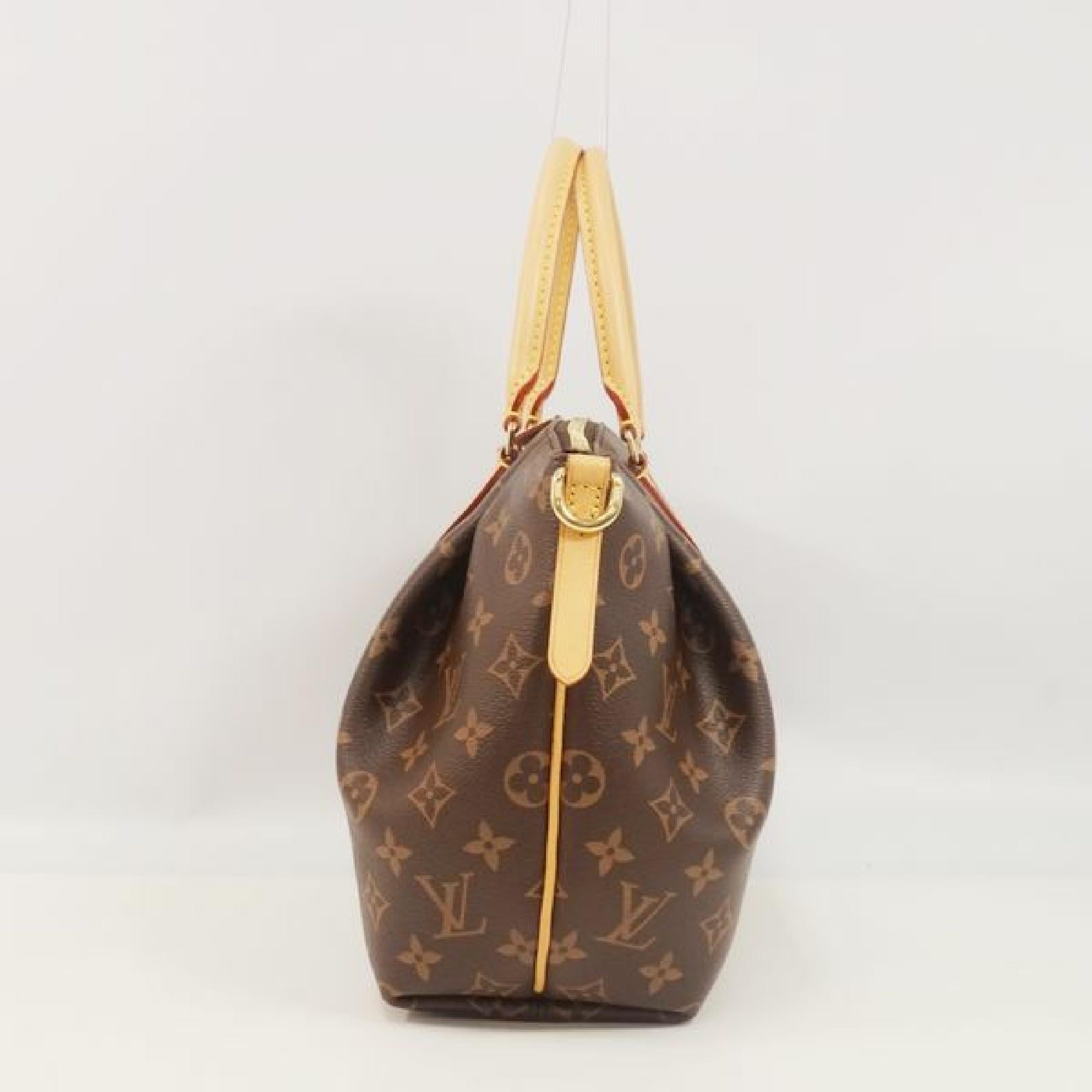 An authentic TurennePM  Womens  handbag M48813 The outside material is Monogram canvas. The pattern is TurennePM. This item is Contemporary. The year of manufacture would be 2016.
Rank
A beauty goods
There is little bit signs of wear, but overall
