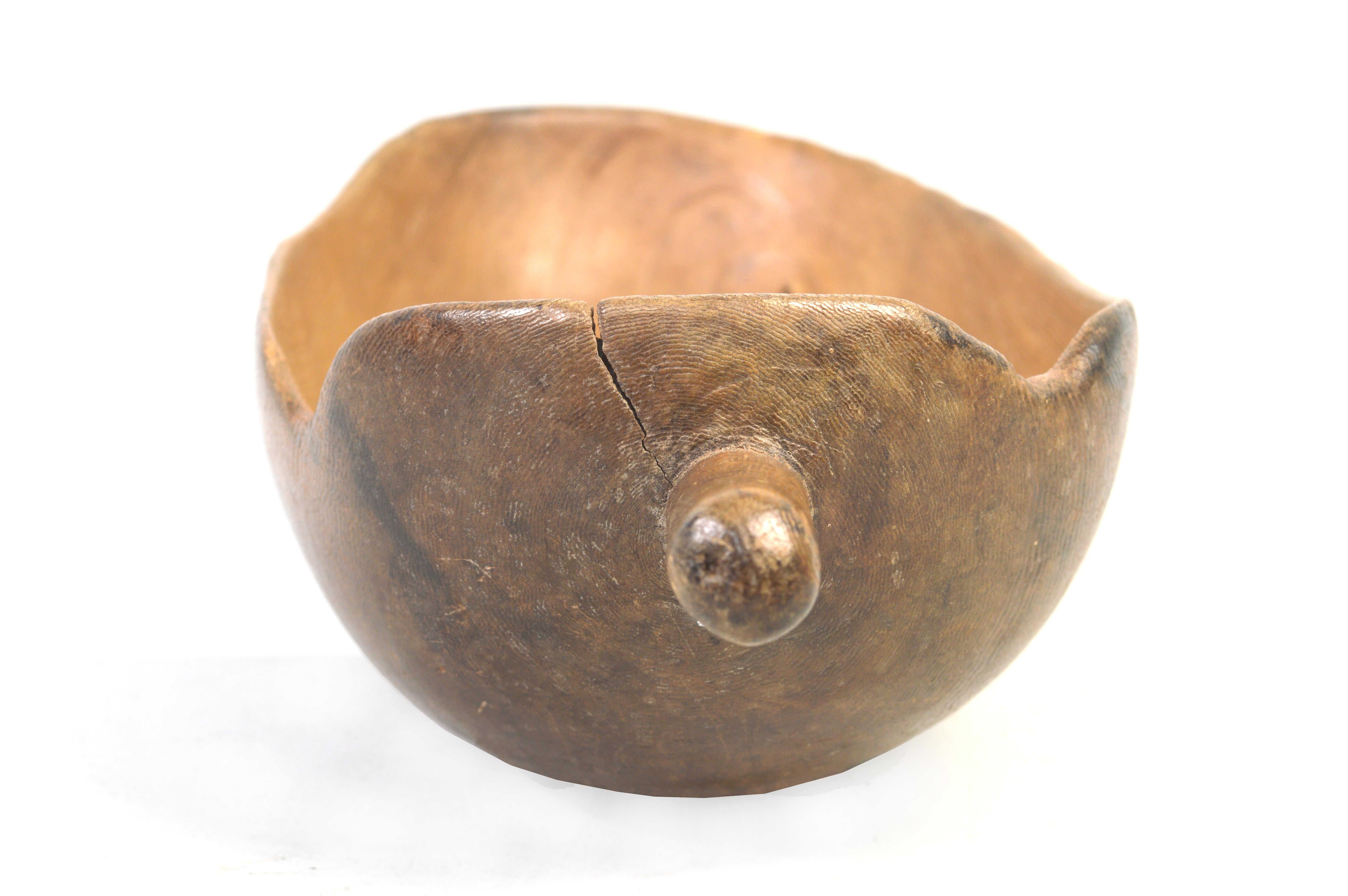 Kenyan Turkana Bowl with Single Handle For Sale