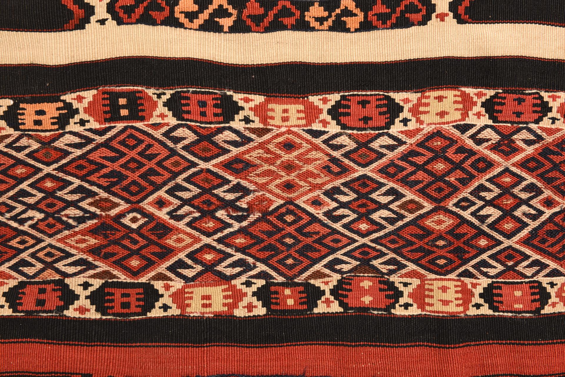Turkestan Vintage „Cicim“ im Angebot 1