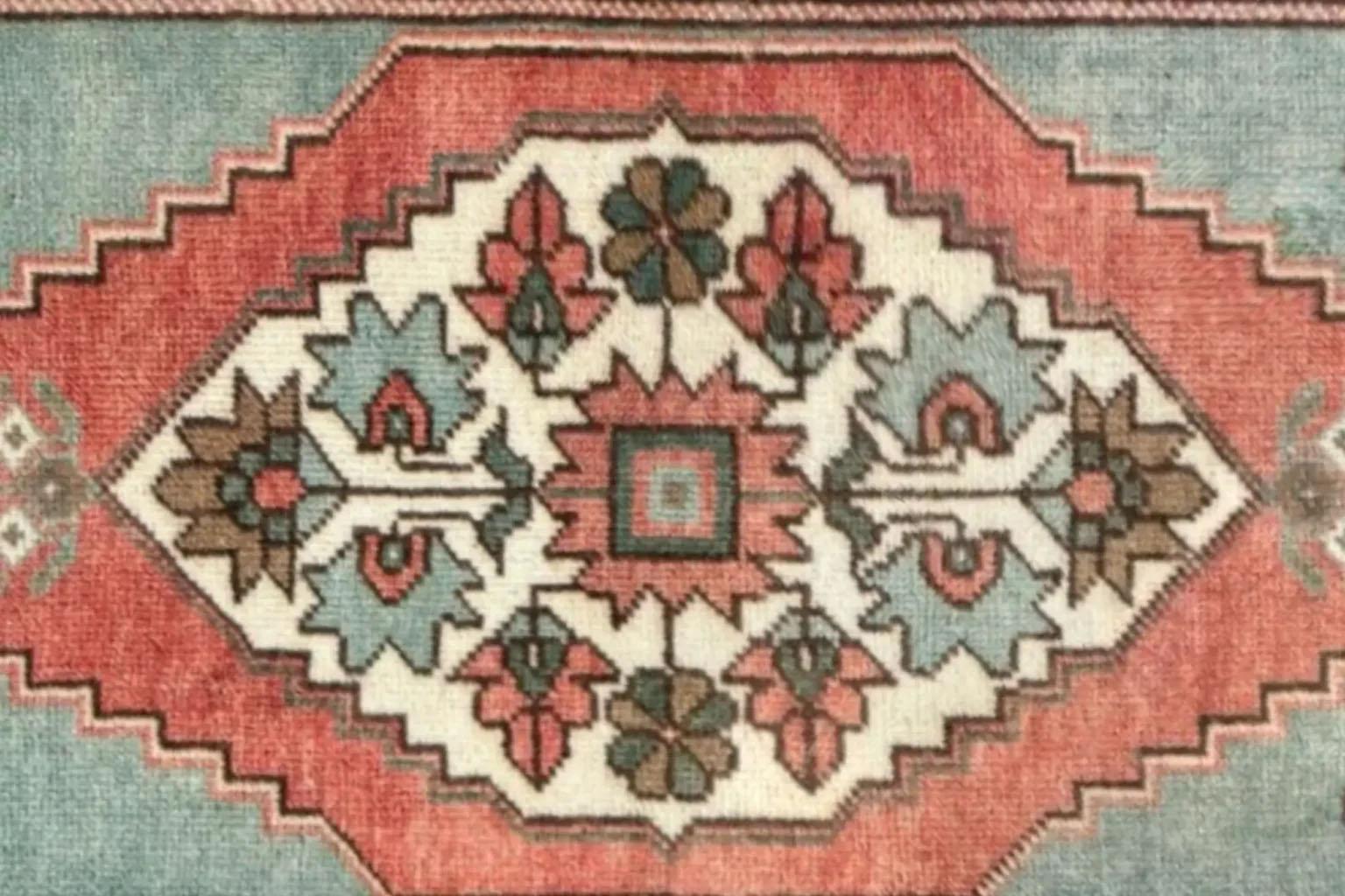20th Century Turkey Anatolia Small Rug - (22x47) in For Sale