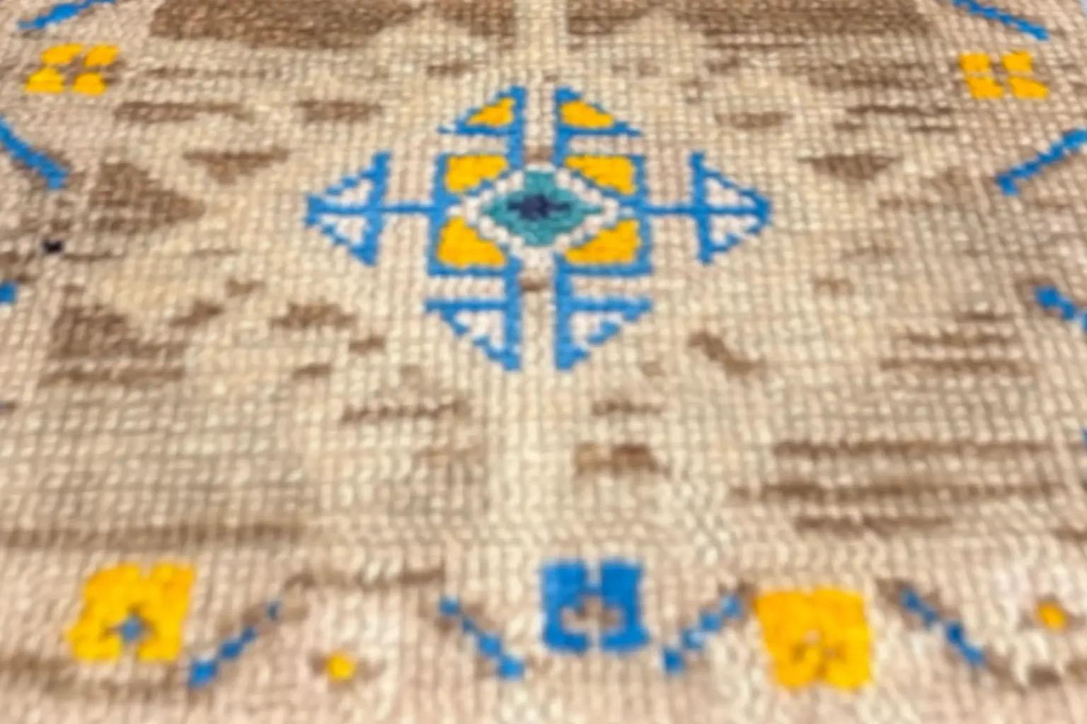 Turkey Anatolia Small Rug - Ivory Yellow Blue In Excellent Condition For Sale In Dallas, TX