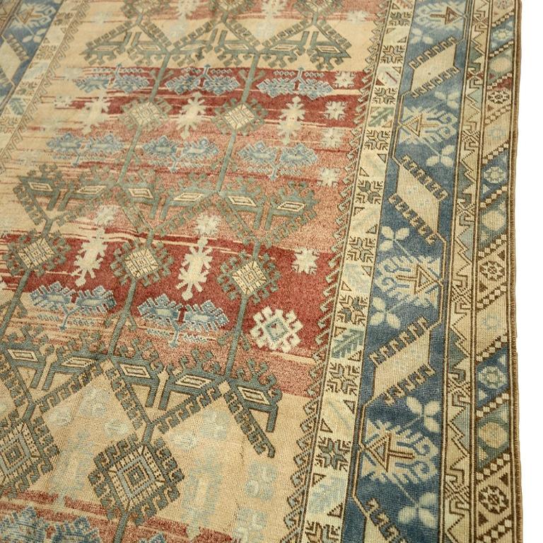 Türkische Anatoly-Teppiche - Wolle Blau Elfenbein Rosa Rot Design - 92979 (20. Jahrhundert) im Angebot