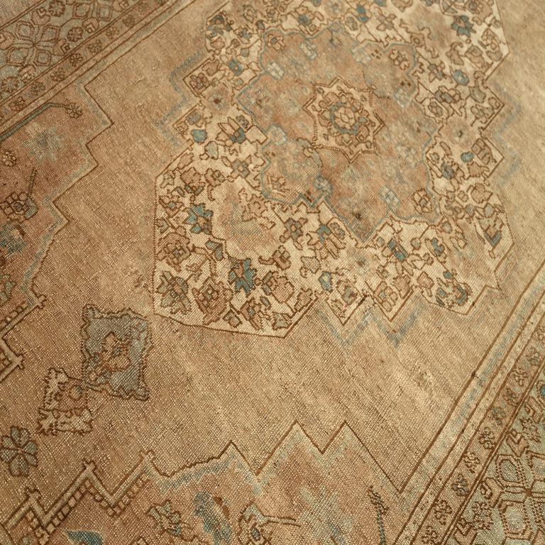 Türkische Anatoly-Teppiche - Wolle Blau Elfenbein Taupe Design - 92946 im Zustand „Hervorragend“ im Angebot in Dallas, TX