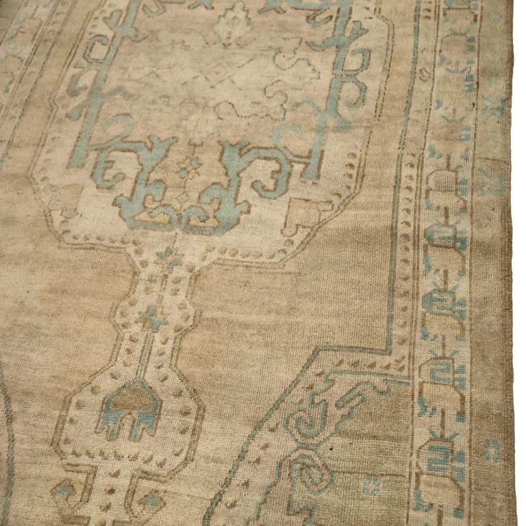 Türkische Anatoly-Teppiche - Wolle Blau Elfenbein Taupe Design - 92995 (20. Jahrhundert) im Angebot