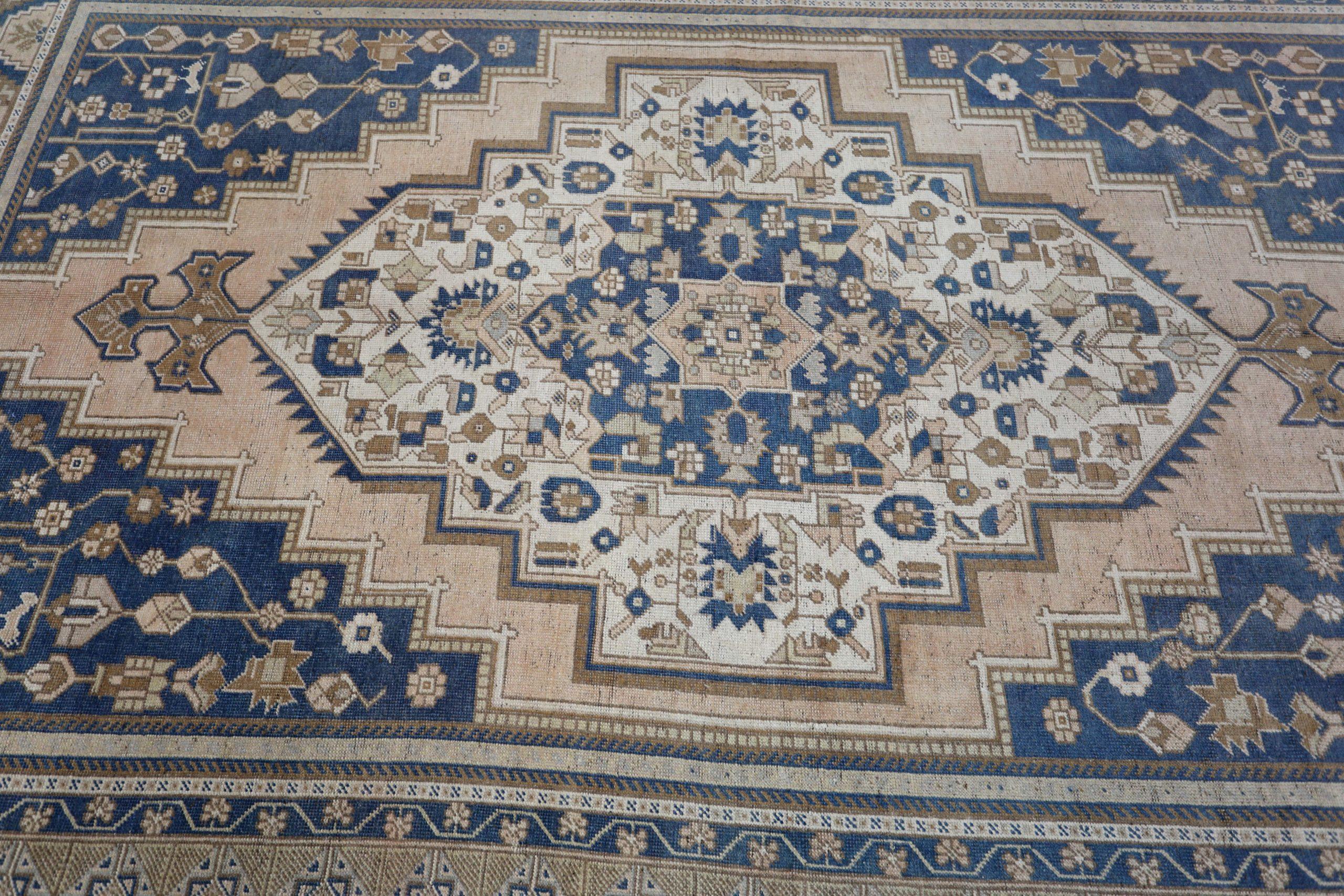 Türkei Anatoly Area Rugs - Wolle Braun Elfenbein Marineblau Design - 93117 (20. Jahrhundert) im Angebot
