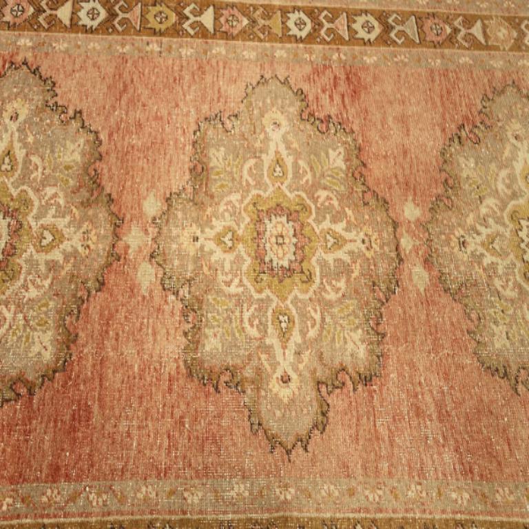 Türkei Anatoly Bereich Teppiche - Wolle Braun Elfenbein Rosa Rot Design - 92953 (20. Jahrhundert) im Angebot