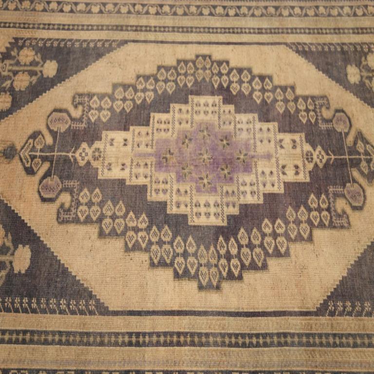 Türkei Anatoly Bereich Teppiche - Wolle Brown Elfenbein Purpel Design - 92956 (20. Jahrhundert) im Angebot