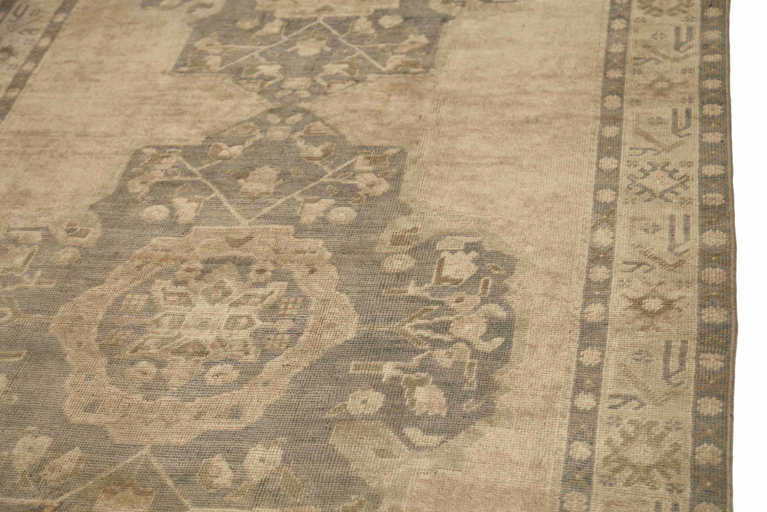 Türkei Anatoly Bereich Teppiche - Wolle Braun Elfenbein Taupe Design - 92907 (20. Jahrhundert) im Angebot
