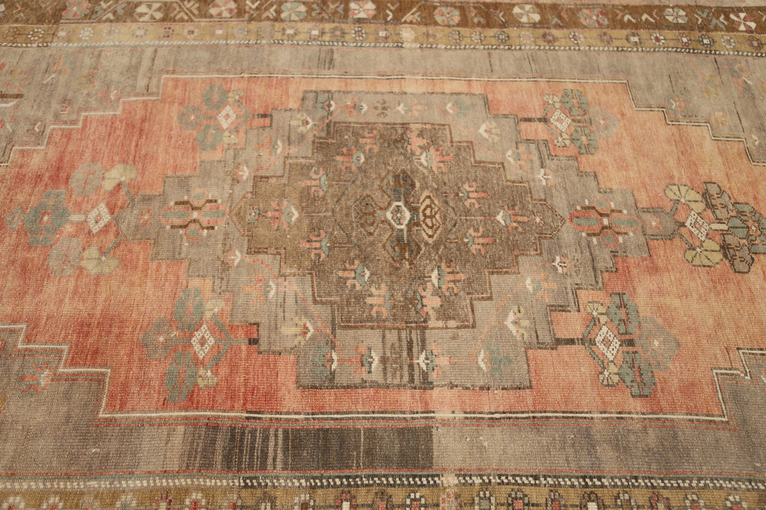 Türkei Anatoly Bereich Teppiche - Wolle Braun Rosa Taupe Design - 92882 im Zustand „Hervorragend“ im Angebot in Dallas, TX