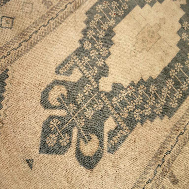 Tribal Turkey Anatoly Area Rugs - Wool Gray Ivory Design - 92941 For Sale