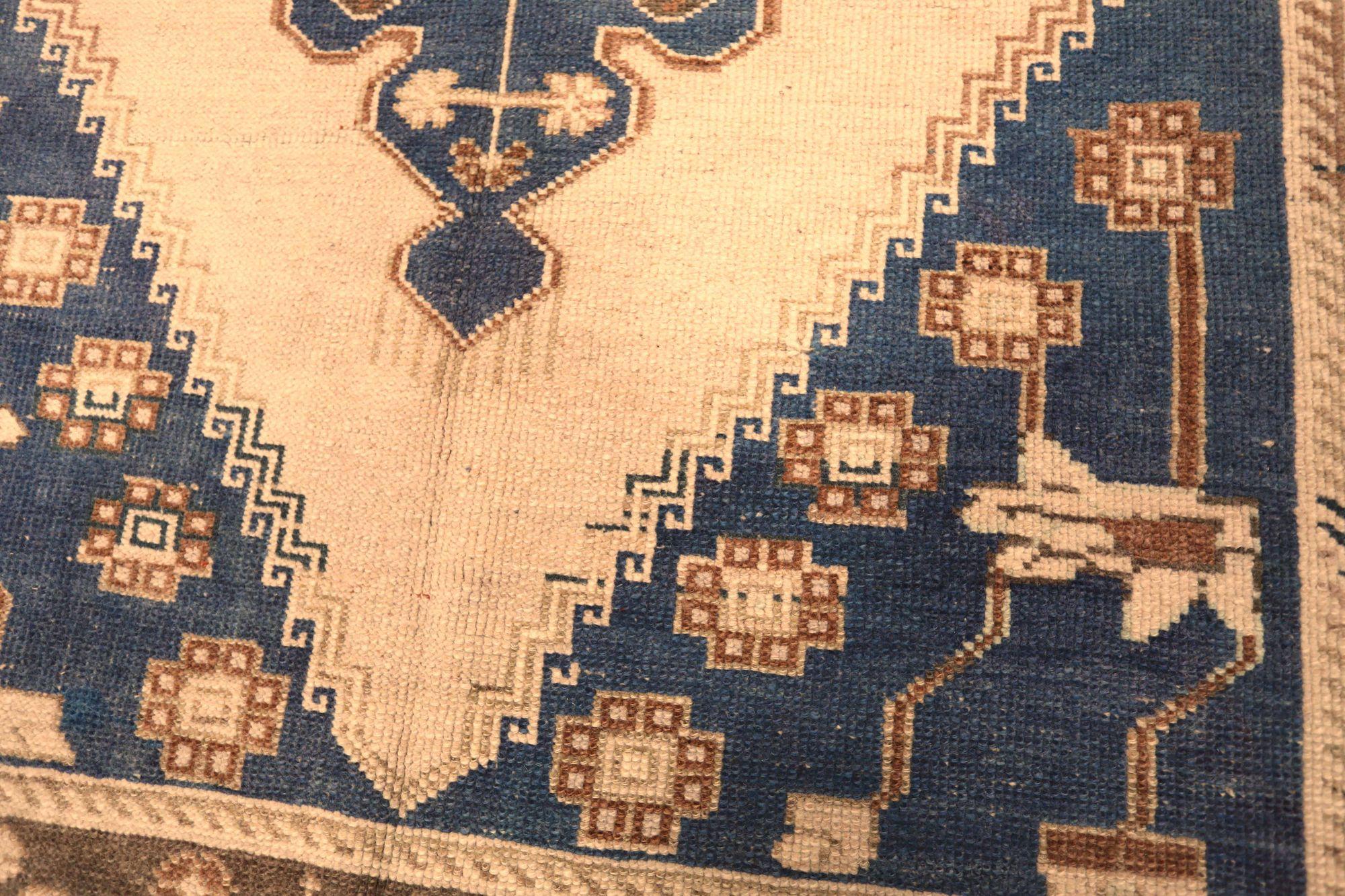 Türkische Anatoly-Teppiche - Wolle Elfenbein Marineblau Design - 93089 im Zustand „Hervorragend“ im Angebot in Dallas, TX