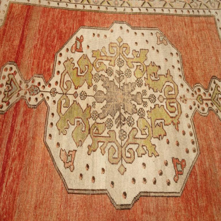 Türkei Anatoly Bereich Teppiche - Wolle Elfenbein Rosa Rot Gelb Design - 92944 (20. Jahrhundert) im Angebot