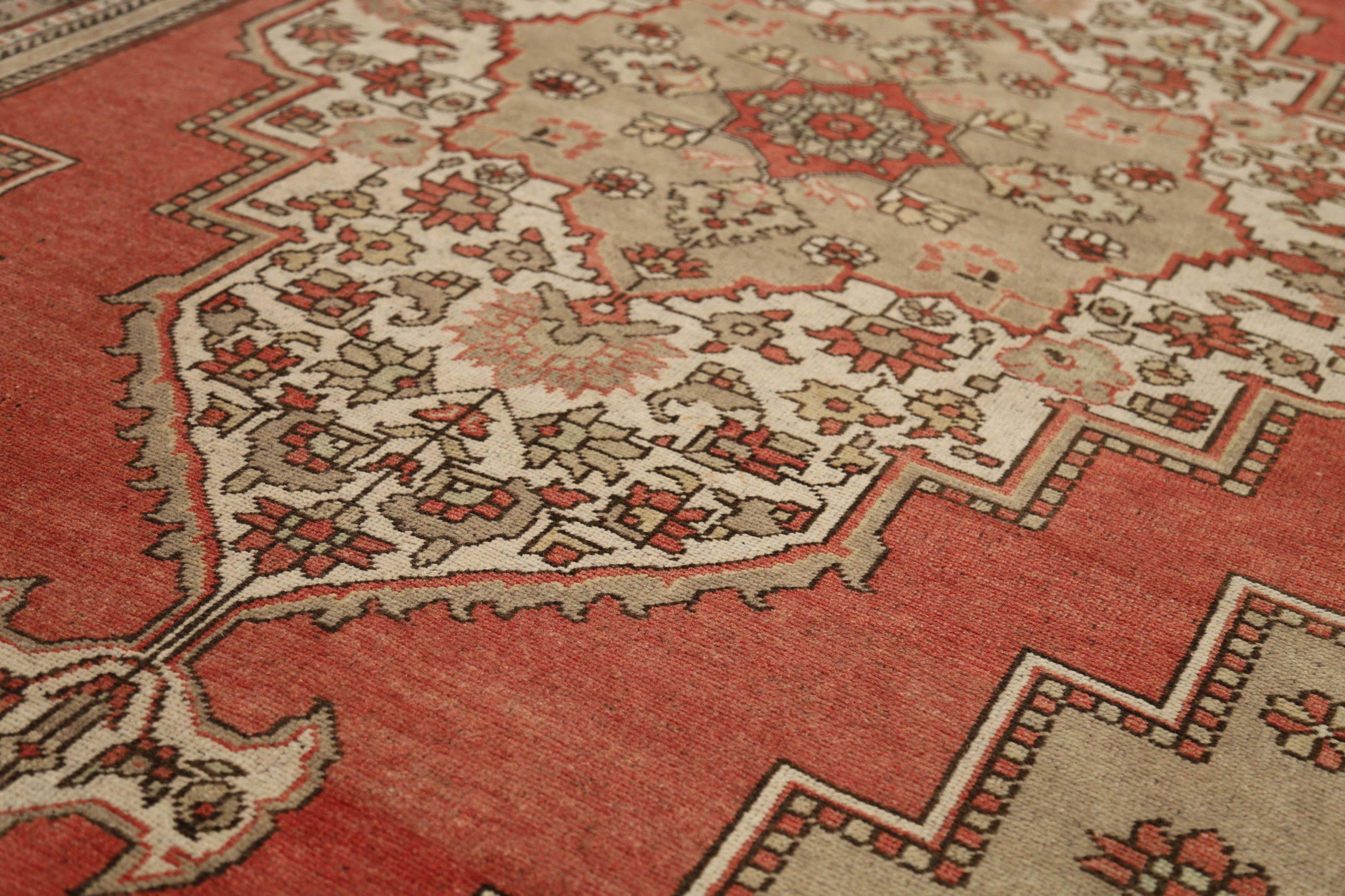 Turkey Anatoly-Teppiche - Wolle Elfenbein Rot Taupe Design - 92891 (Türkisch) im Angebot