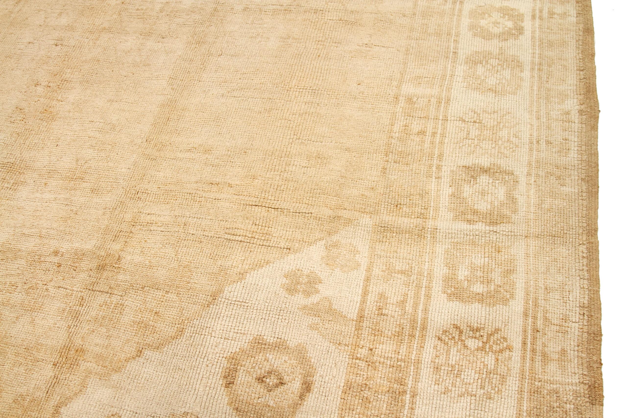 Türkische Anatoly-Teppiche - Wolle Elfenbein Taupe Design - 92677 im Zustand „Hervorragend“ im Angebot in Dallas, TX