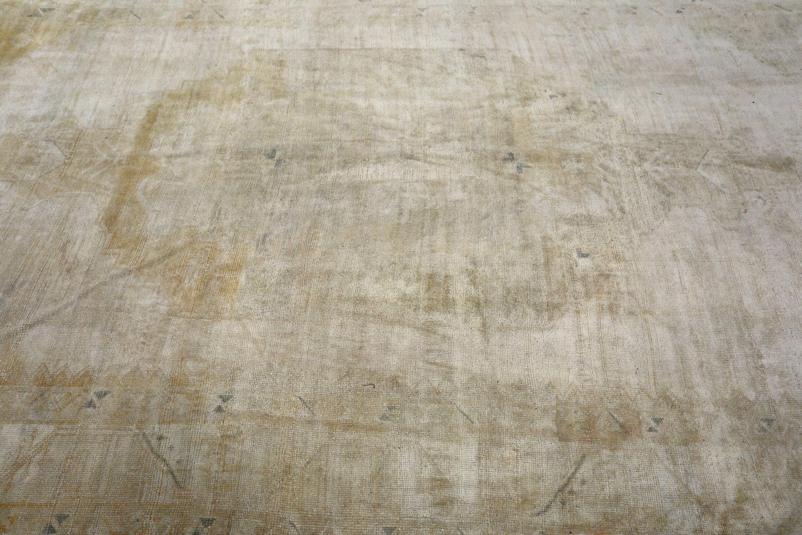 Tapis de Turquie Anatoly - Design en laine ivoire taupe - 93115 Excellent état - En vente à Dallas, TX