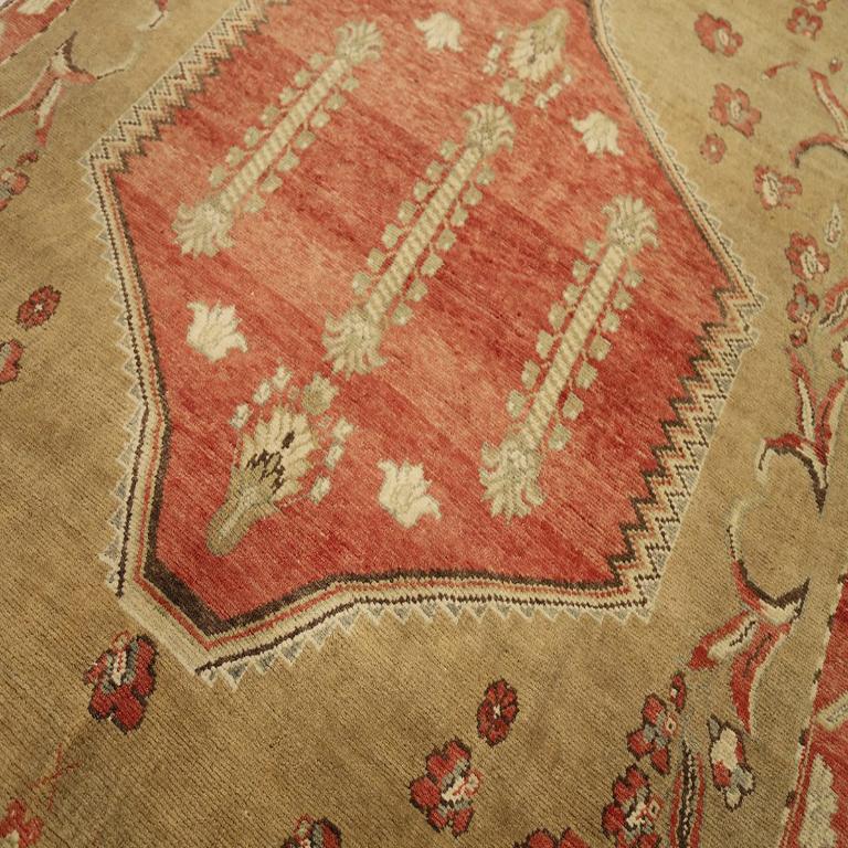 Turkey Anatoly-Teppiche aus der Türkei - Wolle in Rot und Taupe mit Muster - 92947 (Türkisch) im Angebot