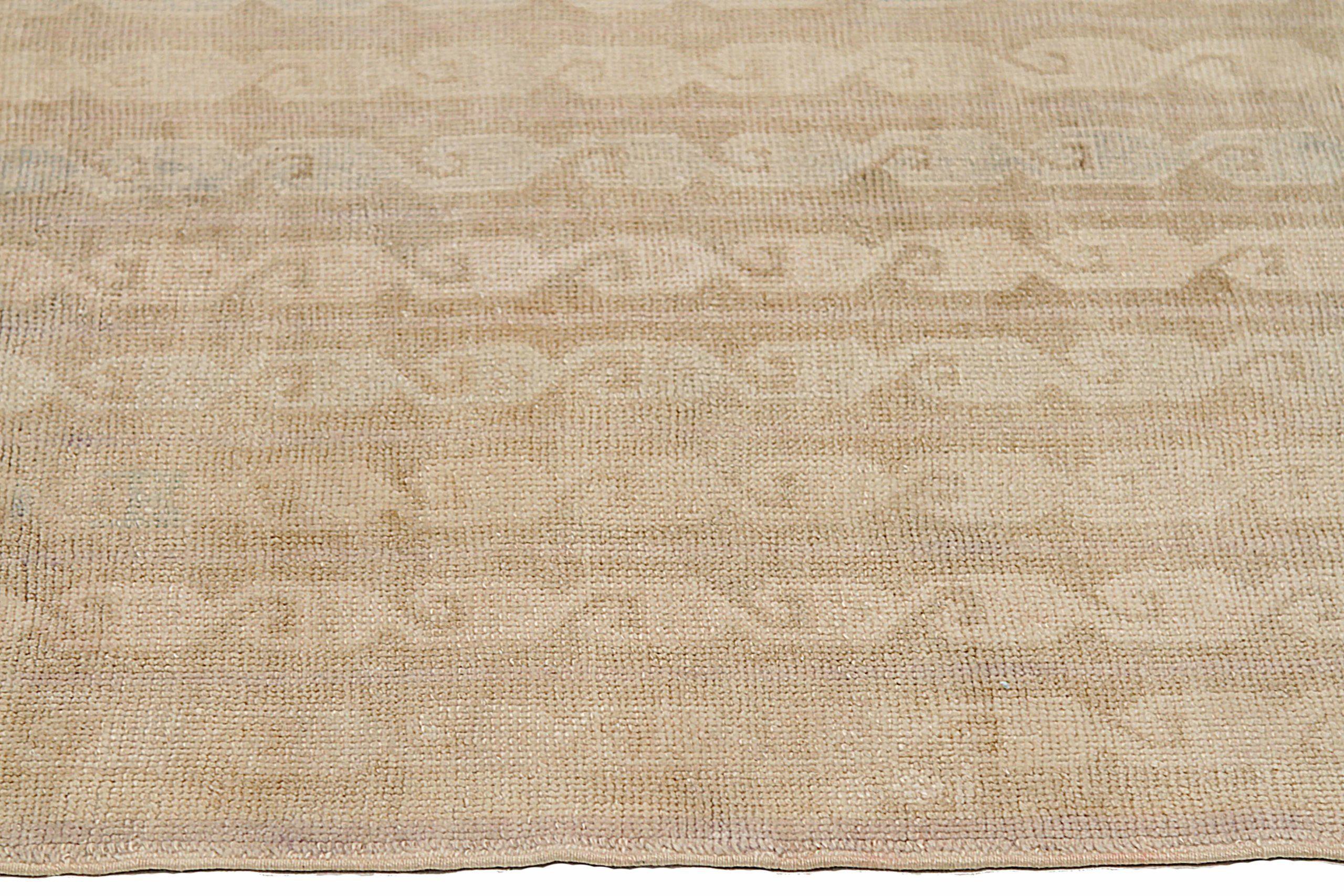 Tapis de couloir Anatoly Turquie vers 1940 - Design en laine ivoire - 92538 Excellent état - En vente à Dallas, TX