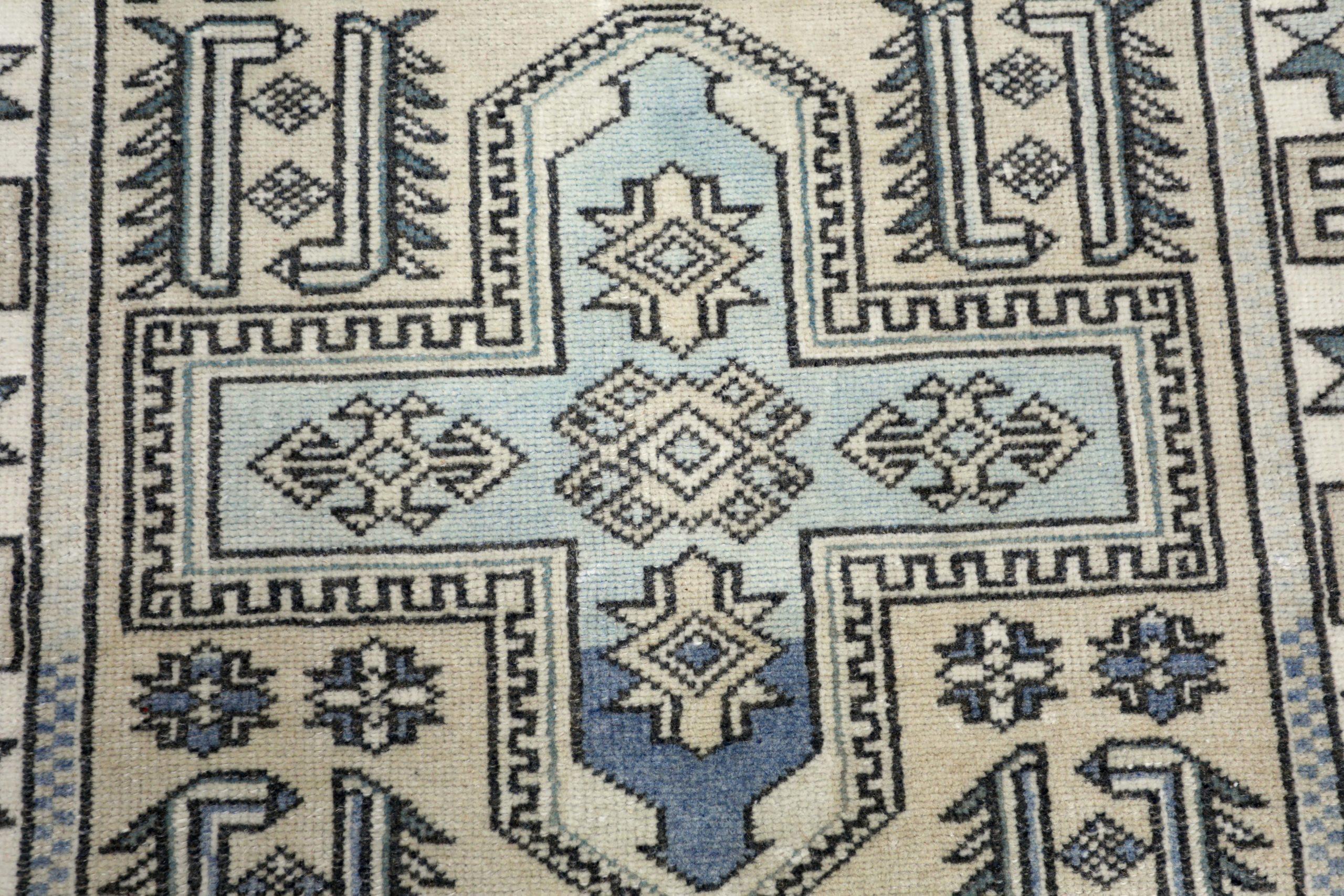 Tapis de couloir Anatoly de Turquie, motif bleu ivoire - 93260 Excellent état - En vente à Dallas, TX