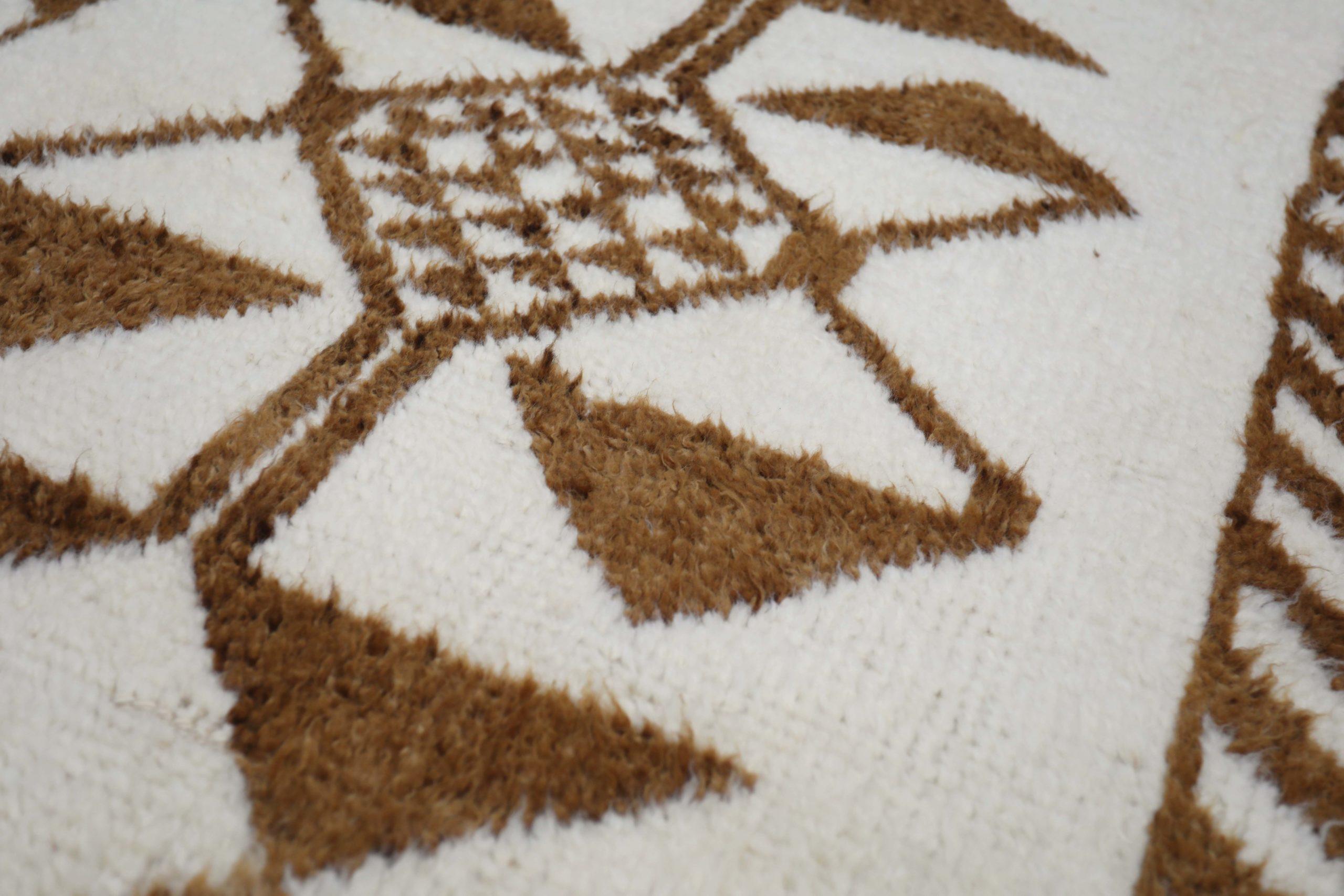 Turkish Turkey Anatoly Runner Rug - Wool Brown Ivory Design - 93199 For Sale