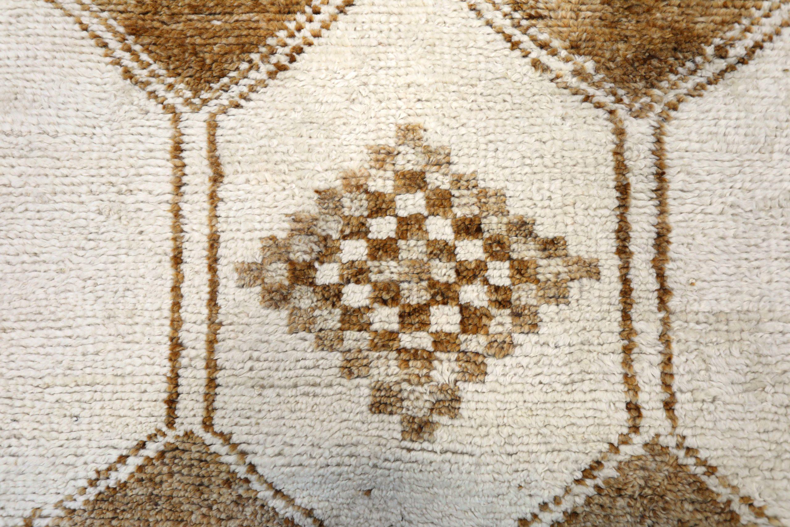 Türkei Anatoly Läufer Teppich - Wolle Braun Elfenbein Design - 93203 im Zustand „Hervorragend“ im Angebot in Dallas, TX