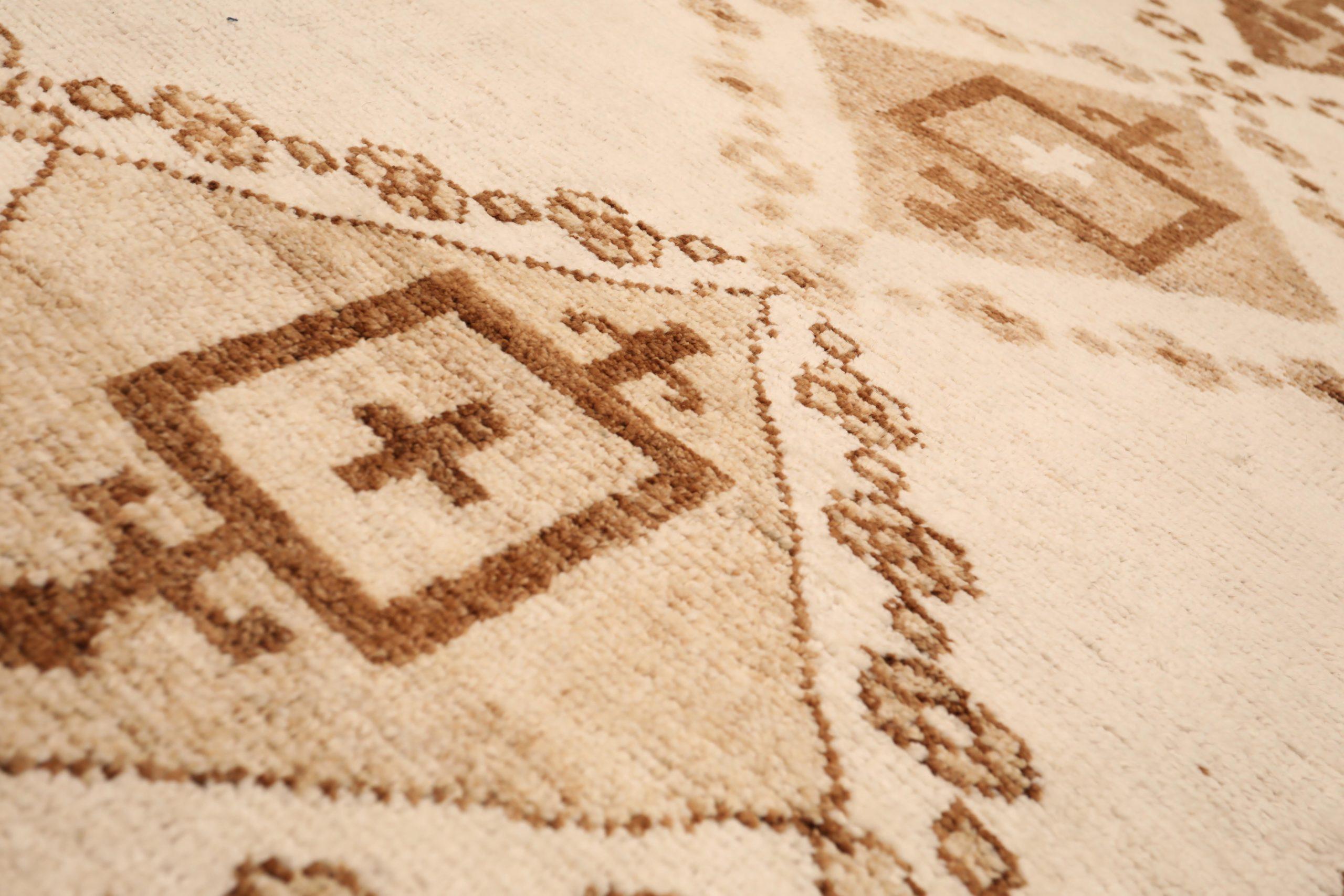 Turkish Turkey Anatoly Runner Rug - Wool Brown Ivory Design - 93320 For Sale