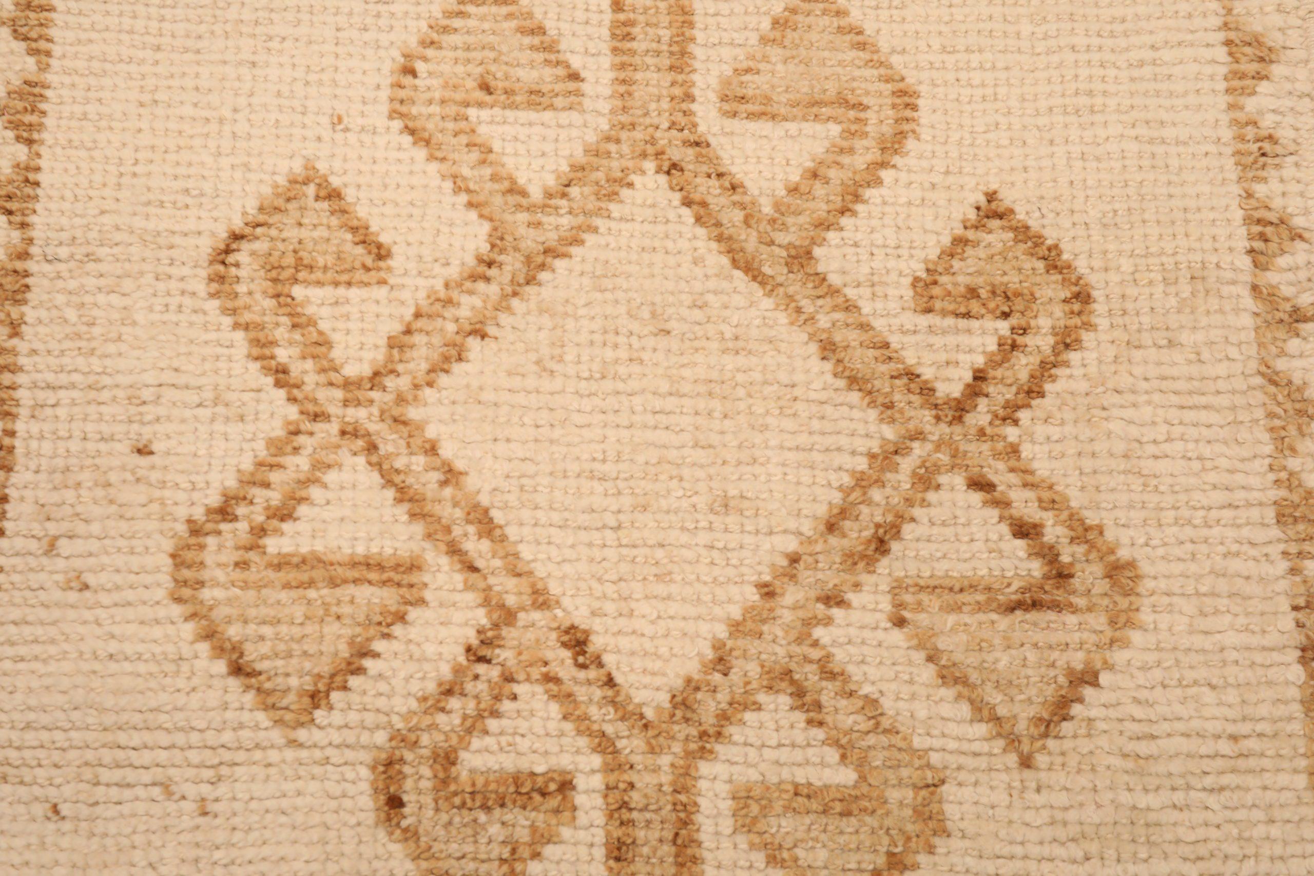 Turkey Anatoly Runner Rug - Wool Brown Ivory Design - 93321 In Excellent Condition For Sale In Dallas, TX
