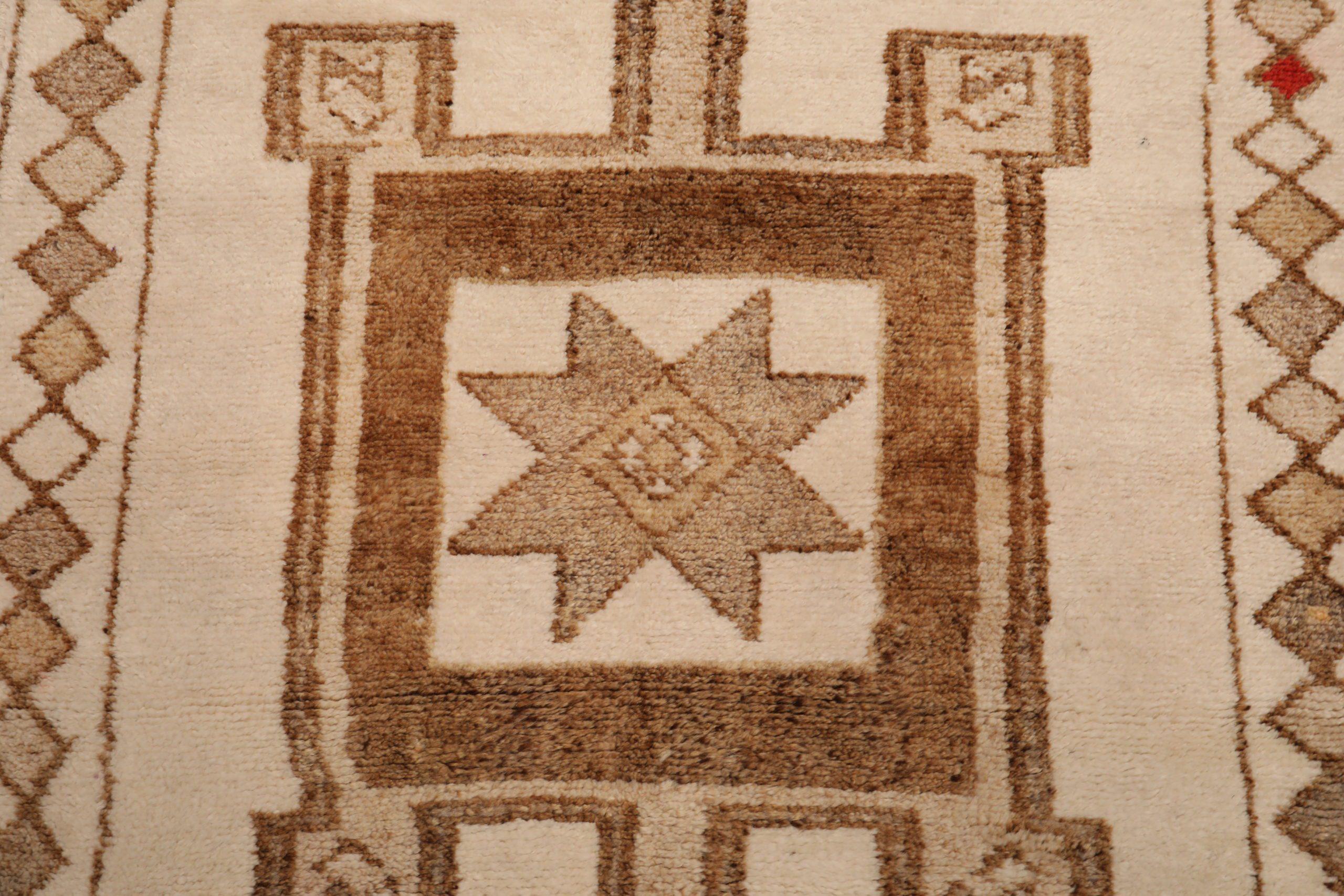 Türkei Anatoly Läufer Teppich - Wolle Braun Elfenbein Design - 93324 im Zustand „Hervorragend“ im Angebot in Dallas, TX
