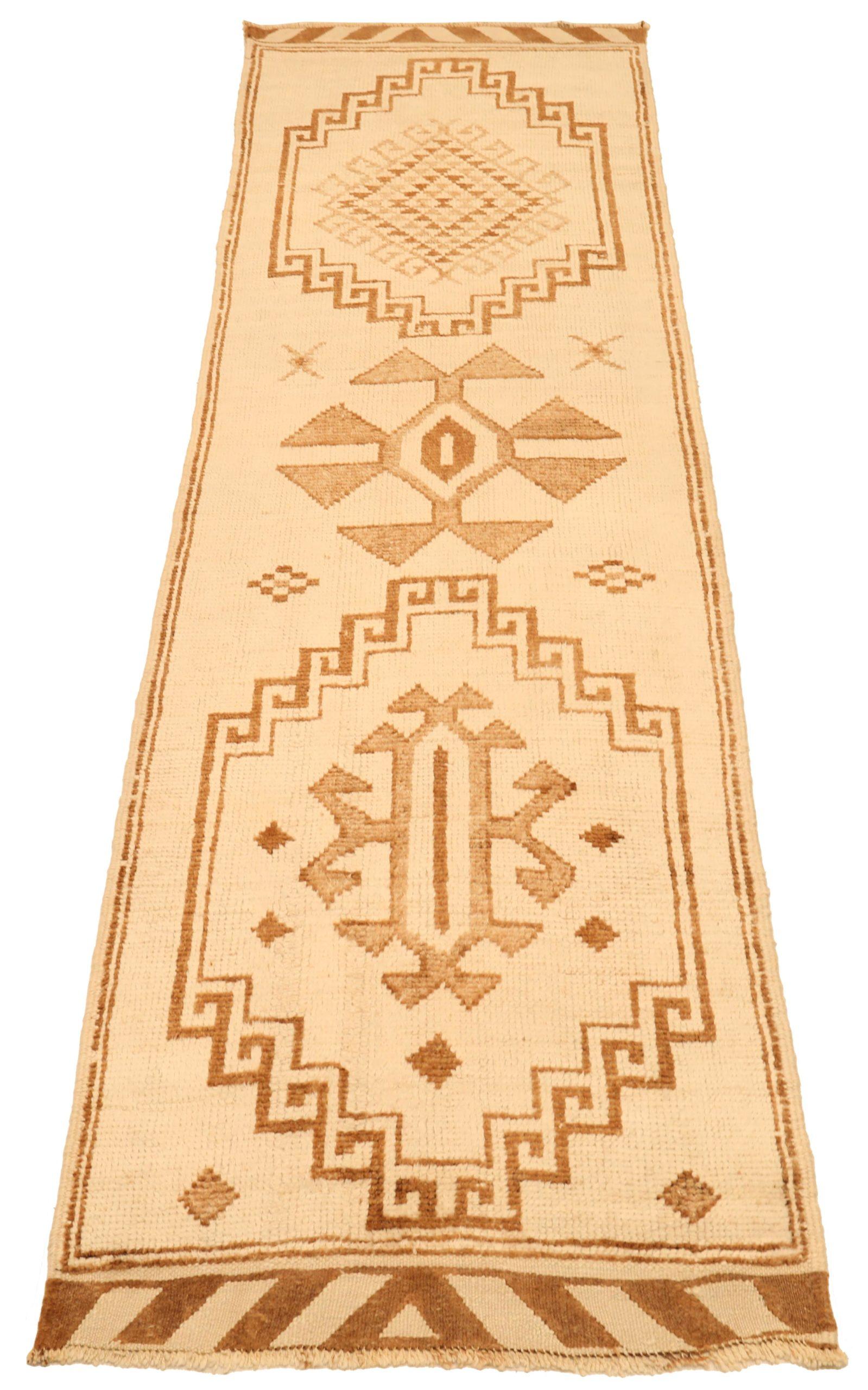Entdecken Sie die Eleganz von Turkey Anatoly mit dem Läufer Circa 1940. Dieses exklusive Design aus Wolle und Braun-Elfenbein ist perfekt, um Ihren Raum zu verschönern.