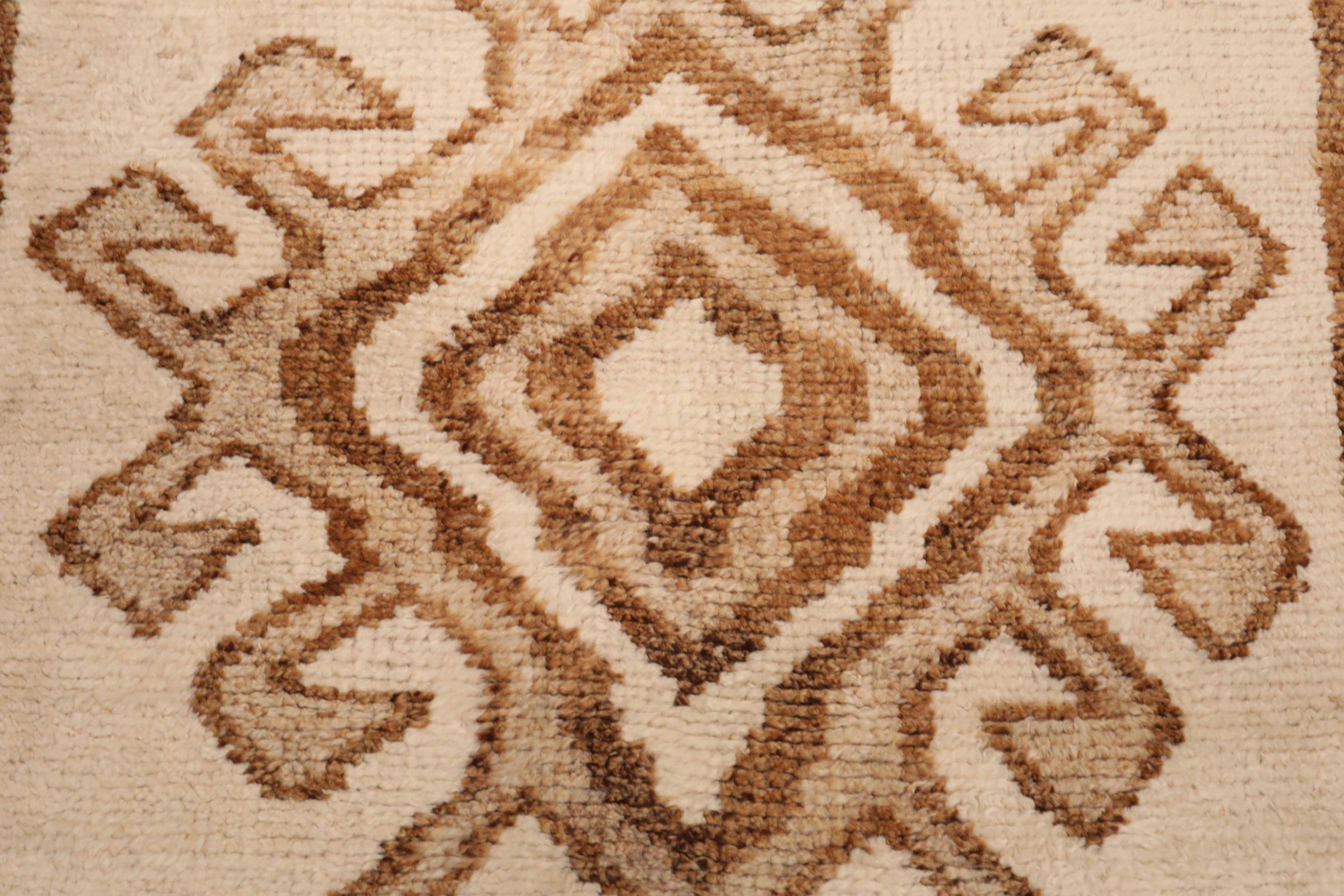 Turkey Anatoly Runner Rug - Wool Brown Ivory Design - 93359 In Excellent Condition For Sale In Dallas, TX