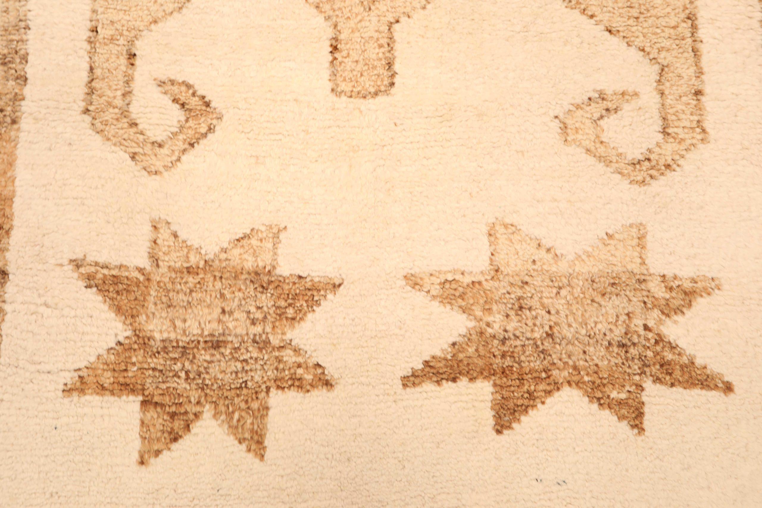 20th Century Turkey Anatoly Runner Rug - Wool Brown Ivory Design - 93369 For Sale