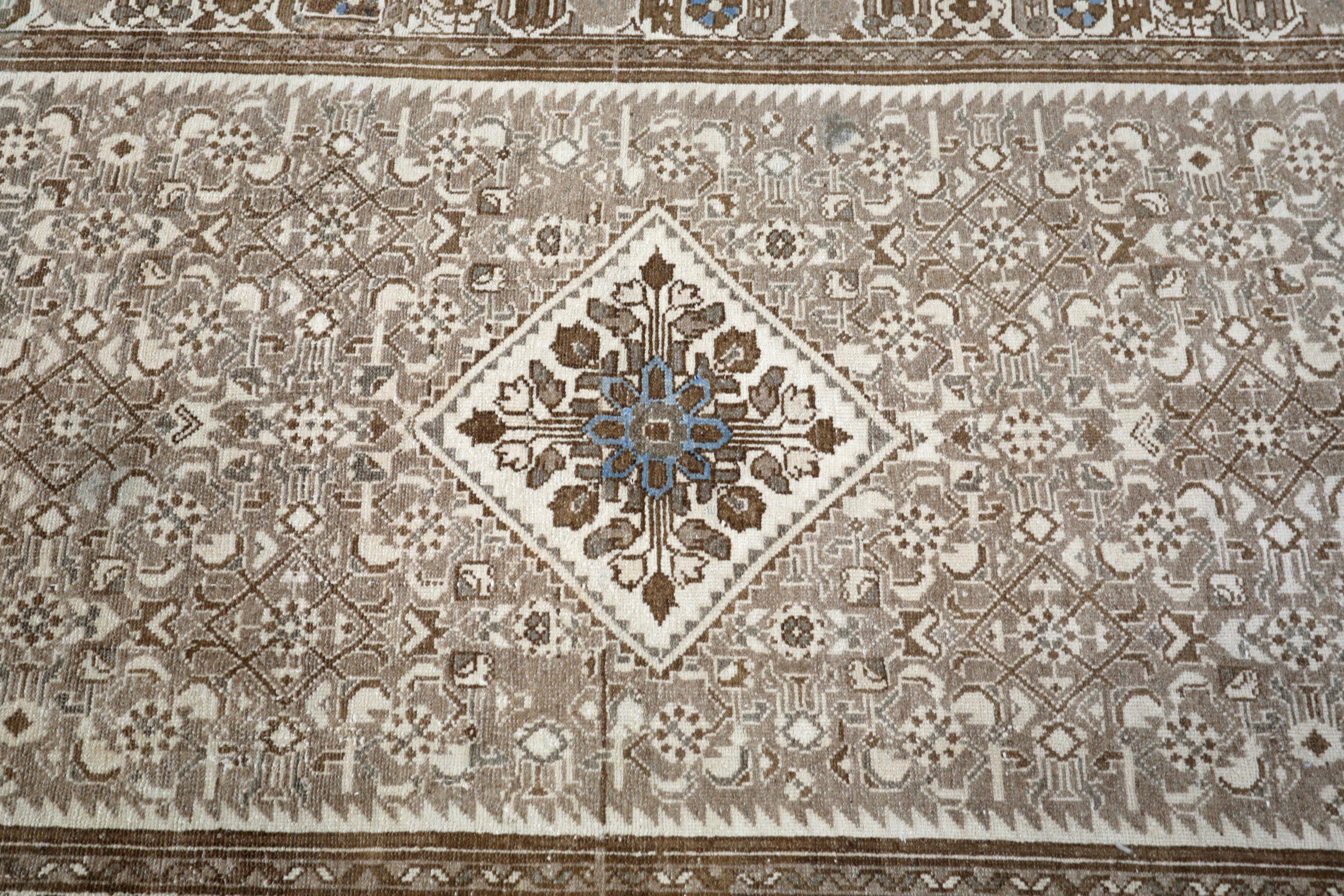 20ième siècle Tapis de course Turkey Anatoly - Laine Brown Ivory Taupe Design - 93262 en vente