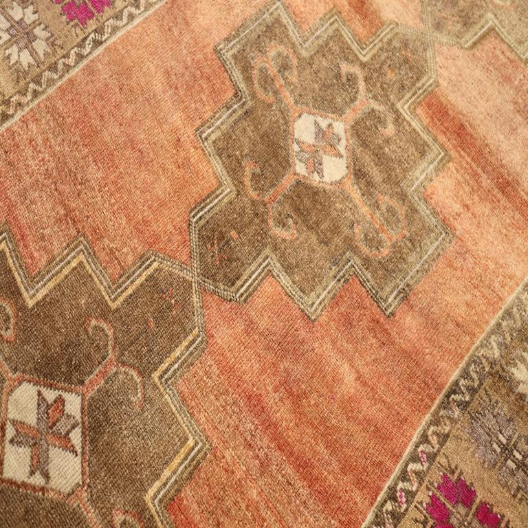 Tribal Turkey Anatoly Runner Rug - Wool Brown Pink Red Design - 92936 For Sale