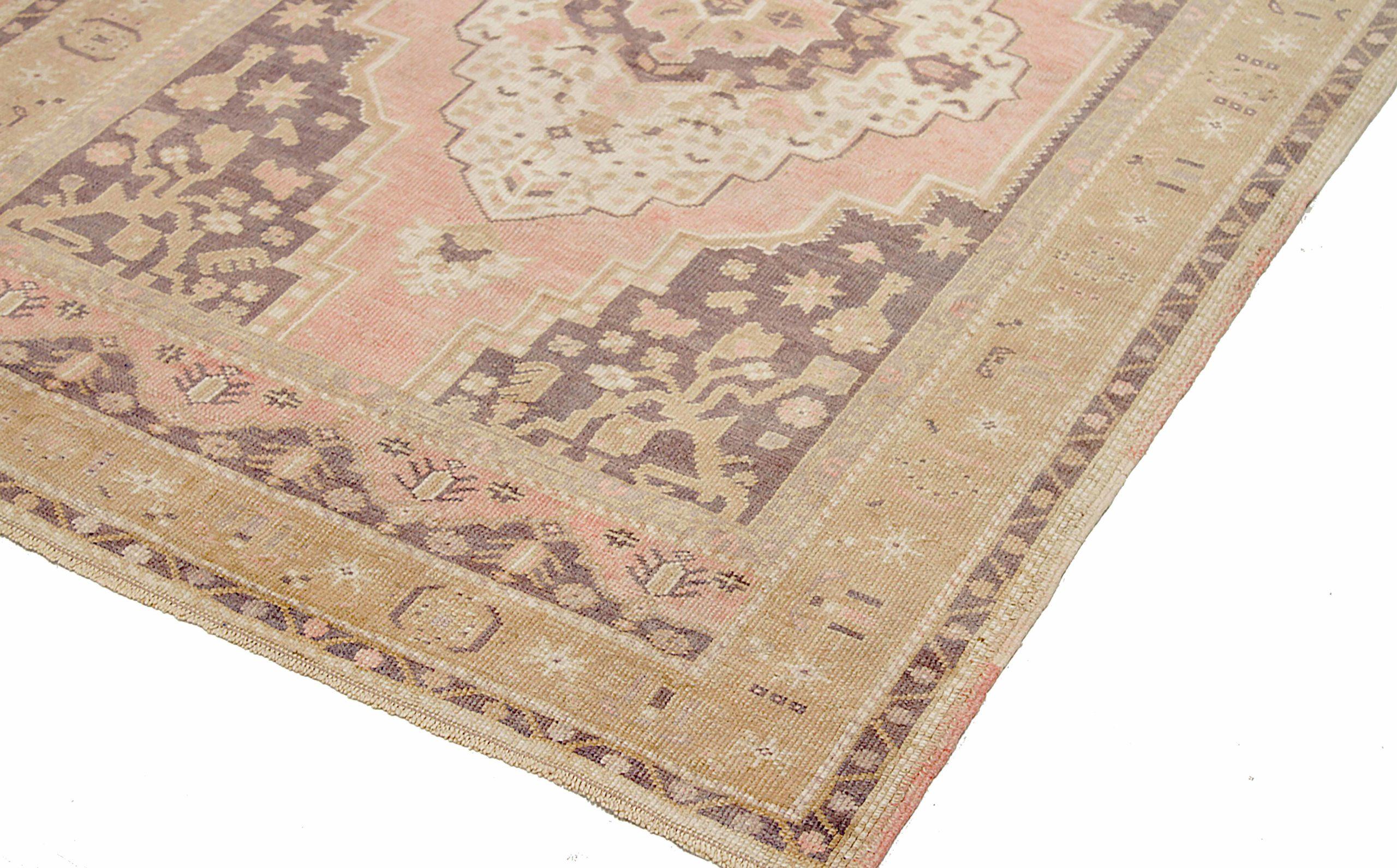 Türkei Anatoly Small Rug CIRCA 1940 - Wolle Braun Elfenbein Rosa Taupe Design - 92526 (19. Jahrhundert) im Angebot