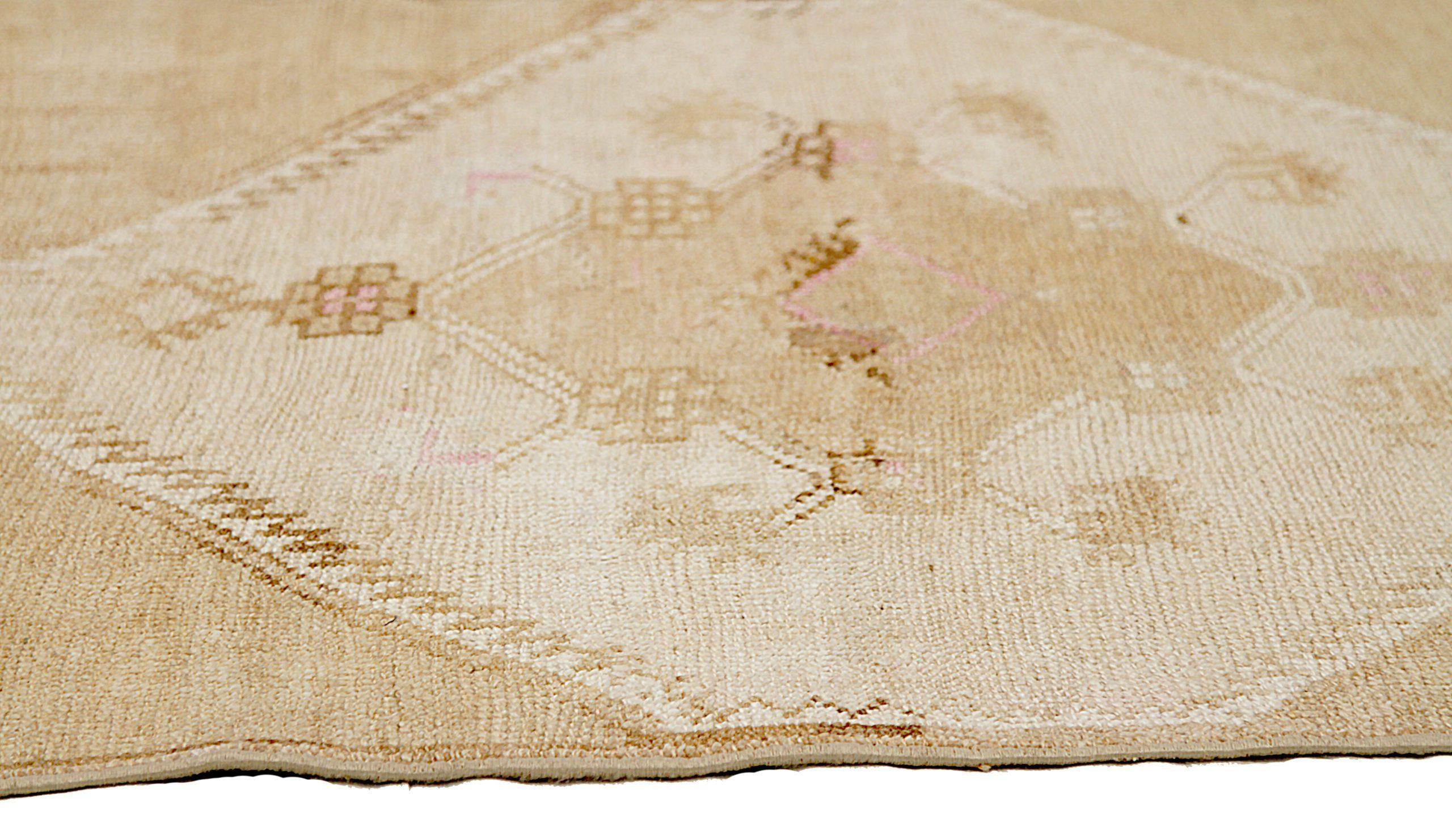 Türkei Anatoly Small Rug CIRCA 1940 - Wolle Elfenbein Gelb Design - 92527 im Zustand „Hervorragend“ im Angebot in Dallas, TX