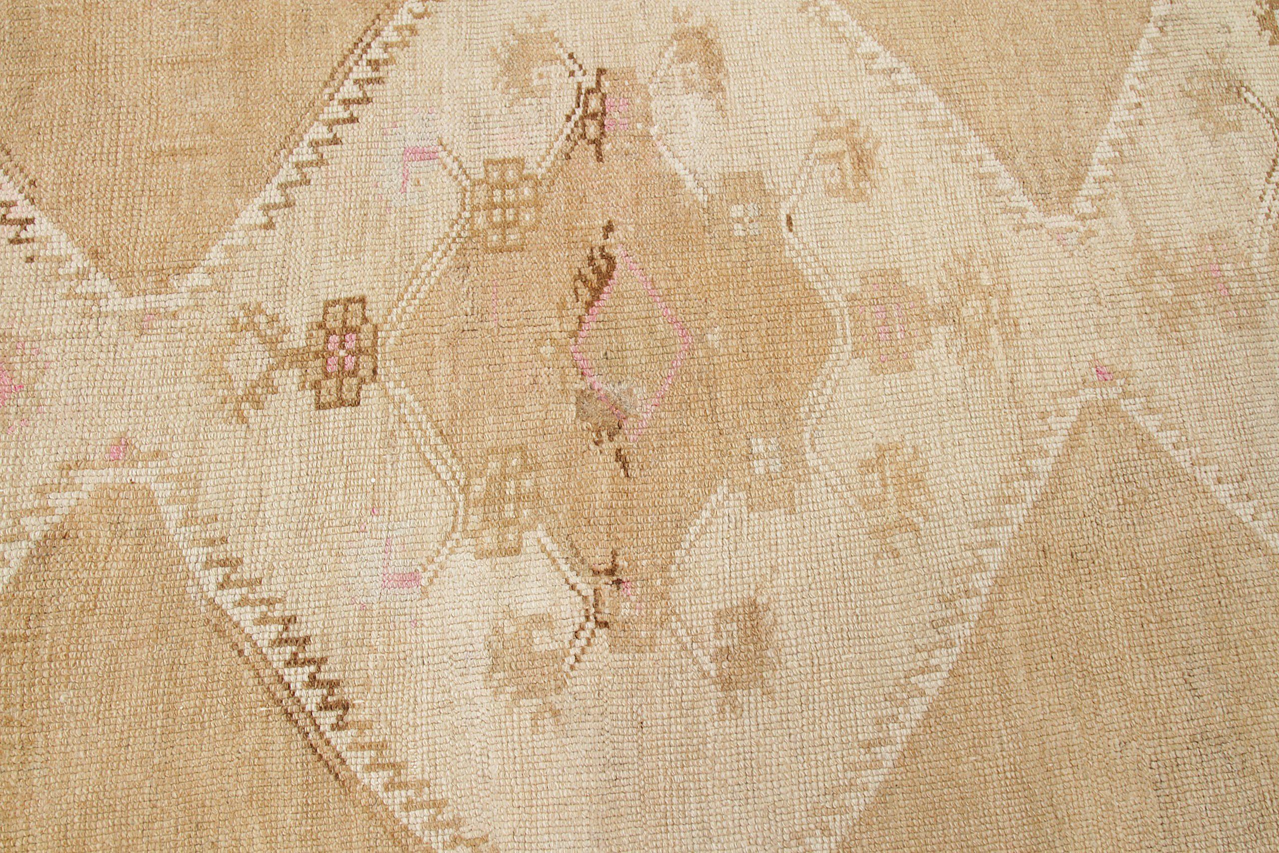 Türkei Anatoly Small Rug CIRCA 1940 - Wolle Elfenbein Gelb Design - 92527 (19. Jahrhundert) im Angebot