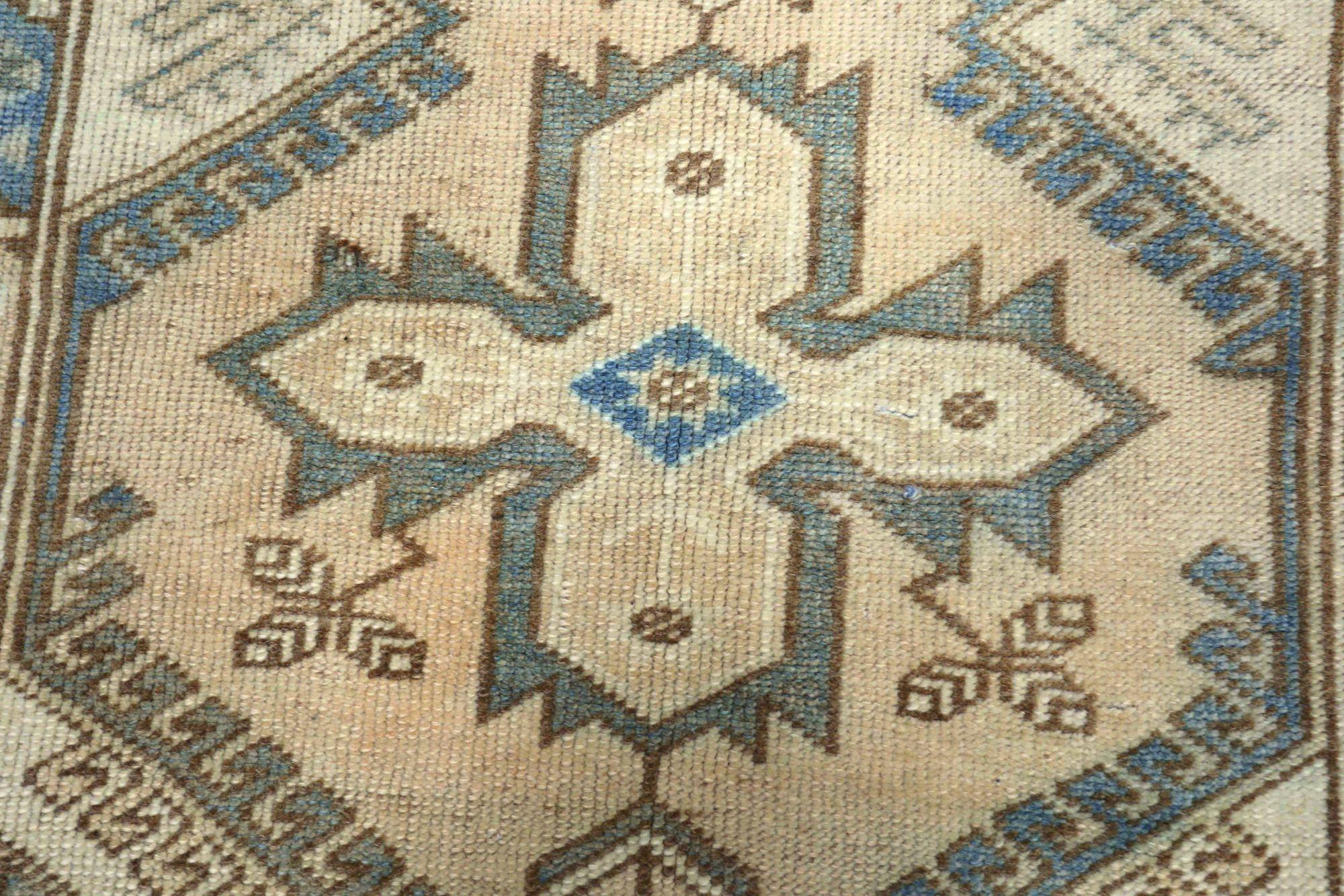 Turc Petit tapis turc Anatoly - Motif bleu ivoire en laine - 93166 en vente