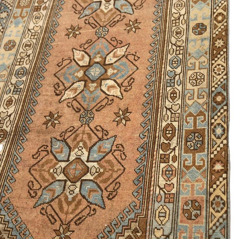 Türkischer Anatoly Kleiner Teppich - Wolle Blau Elfenbein Rosa Design - 92980 (20. Jahrhundert) im Angebot