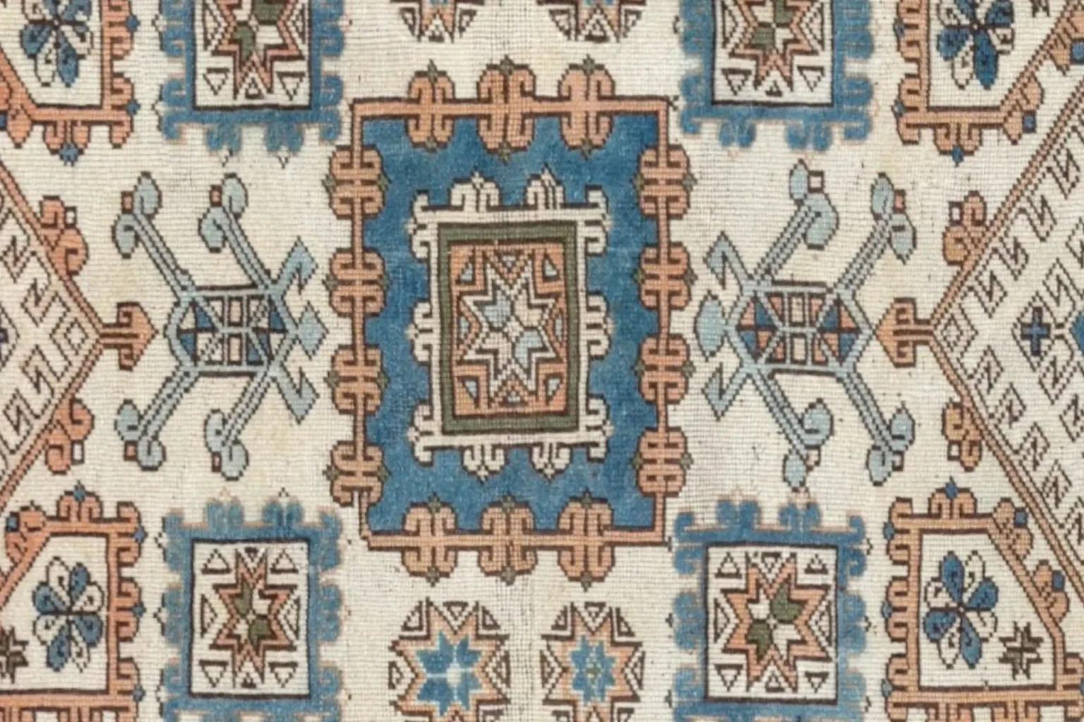 Turkey Anatoly Small Rug - Wool Blue Ivory Pink Design In Excellent Condition For Sale In Dallas, TX