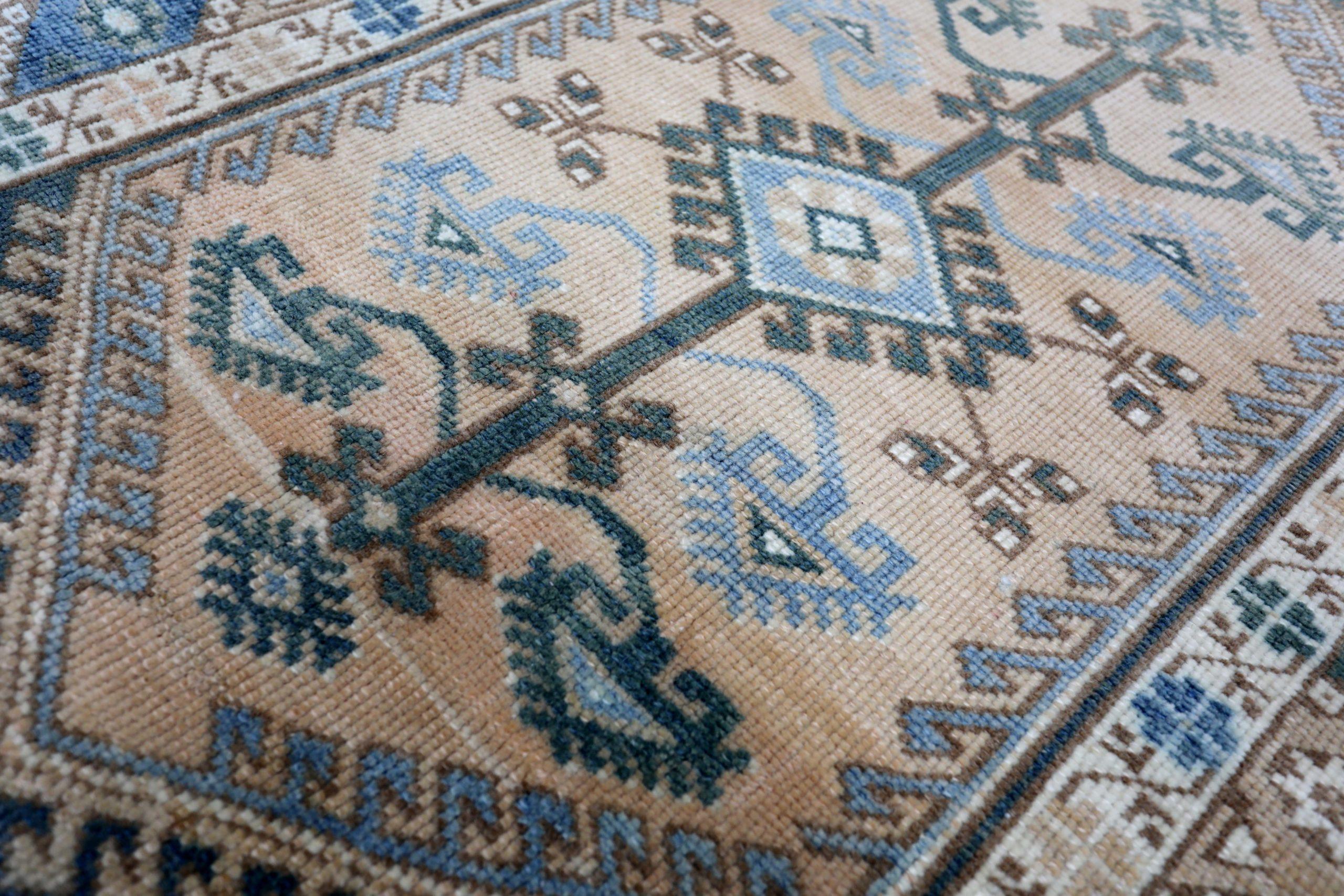 Turc Petit tapis turc Anatoly - Motif bleu ivoire taupe - 93232 en vente