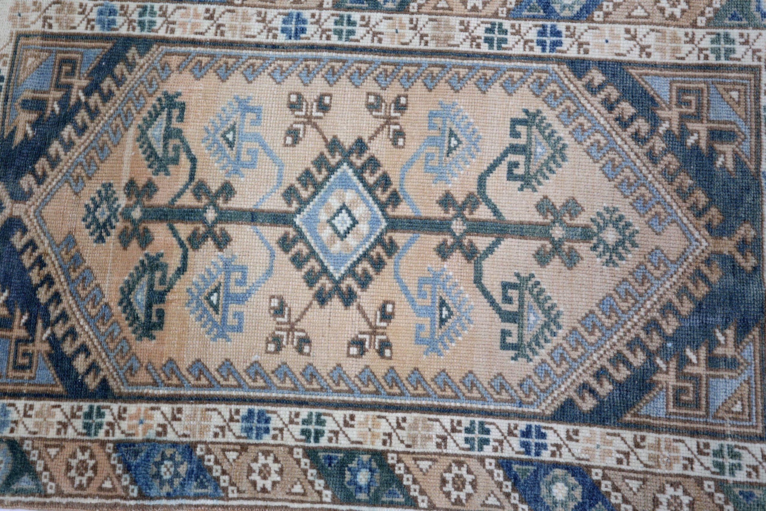 20ième siècle Petit tapis turc Anatoly - Motif bleu ivoire taupe - 93232 en vente