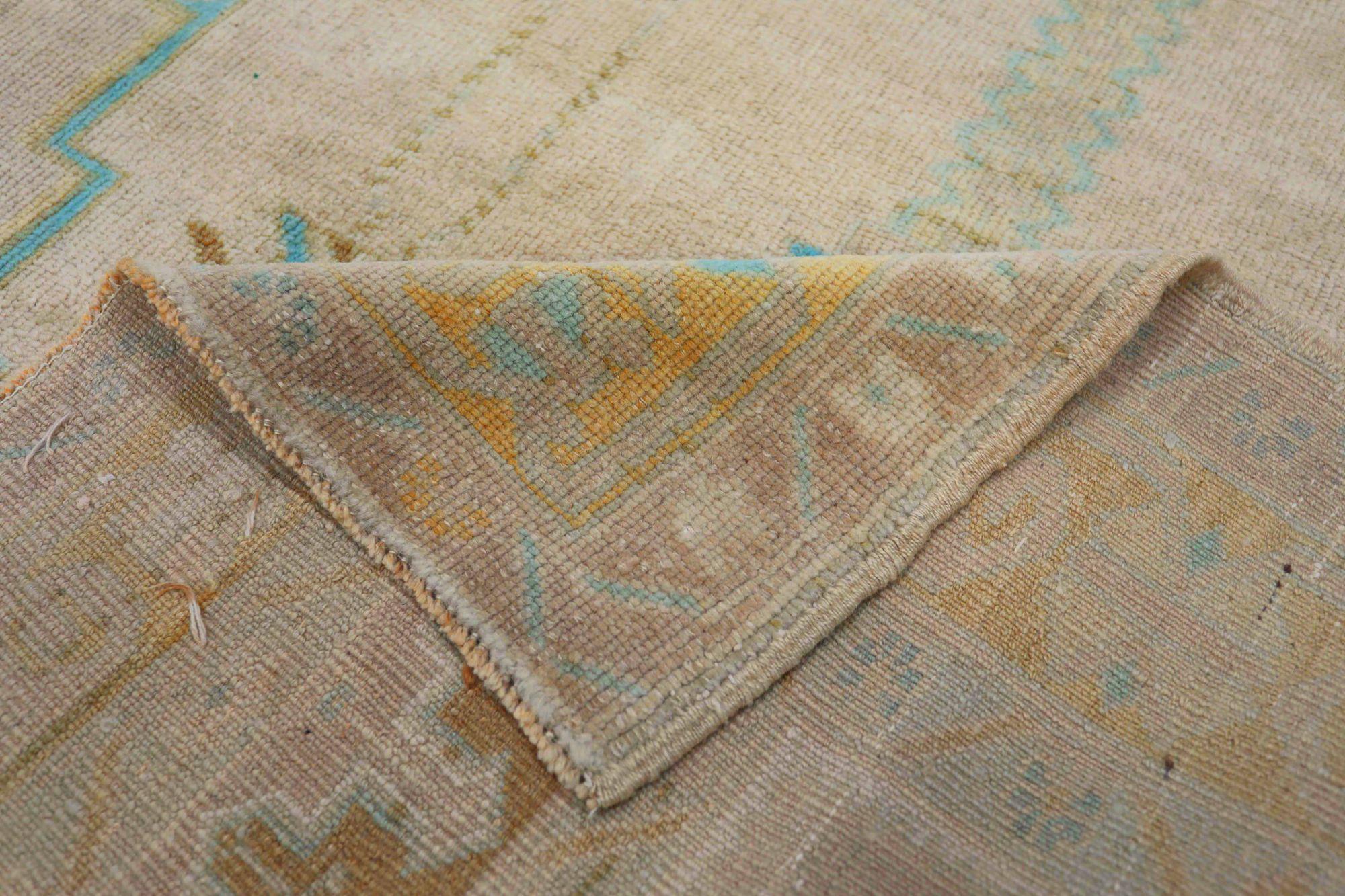 20ième siècle Petit tapis turc Anatoly - Design en laine bleu ivoire jaune - 93051 en vente