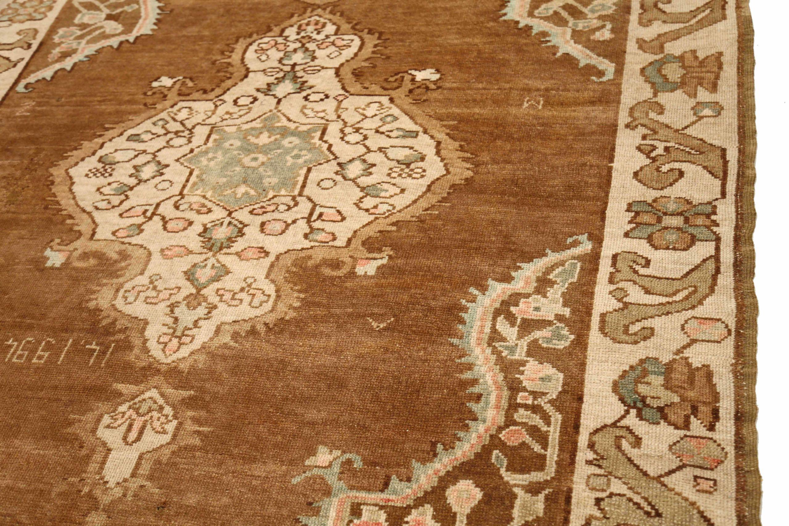 Tappeto Turkey Anatoly Small - Lana Marrone Verde Avorio Rosa Design - 92901 In condizioni ottime in vendita a Dallas, TX