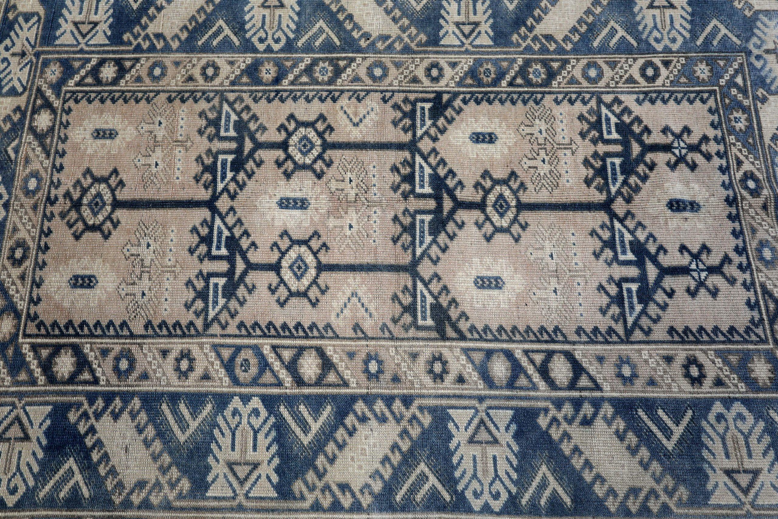 20ième siècle Turkey Anatoly Small Rug - Wool Brown Navy Blue Design - 93145 en vente