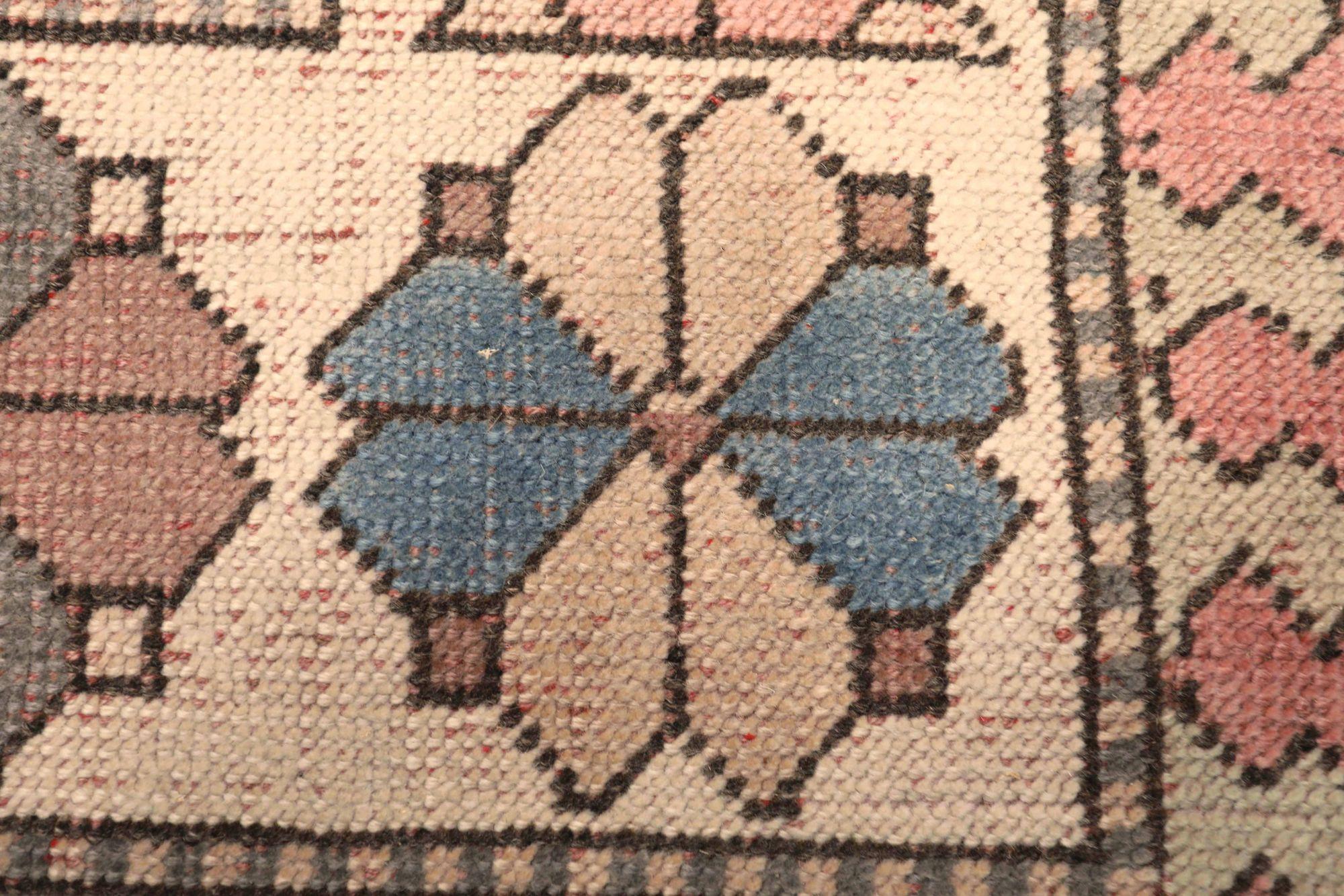 Türkischer Anatoly Kleiner Teppich - Wolle Grau Elfenbein Rosa Design - 93071 im Zustand „Hervorragend“ im Angebot in Dallas, TX