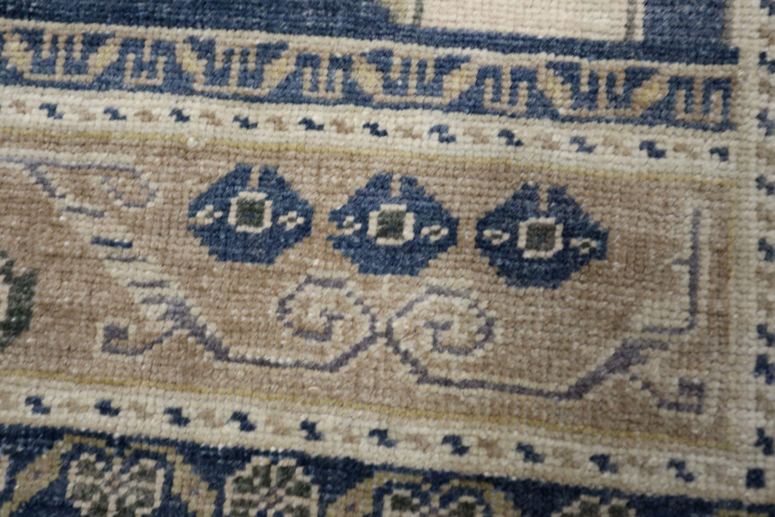 Türkischer Anatoly Kleiner Teppich - Wolle Elfenbein Marineblau Design - 93110 (20. Jahrhundert) im Angebot