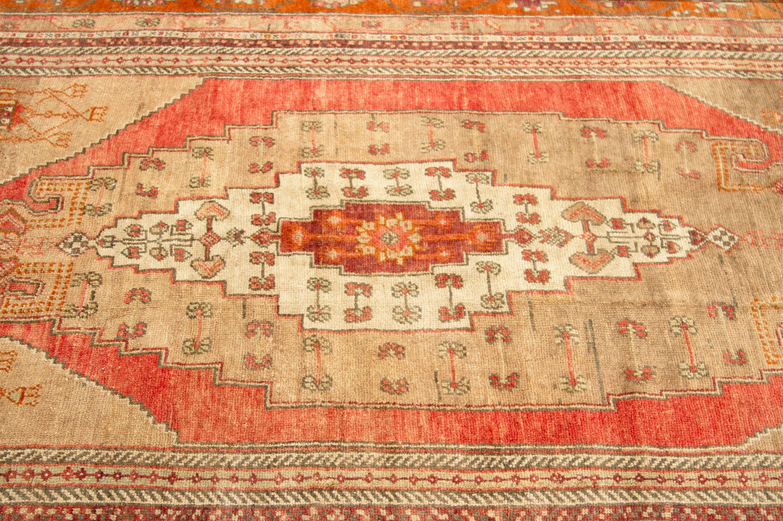 Petit tapis turc Anatoly - Laine ivoire orange rose taupe - 92753 Excellent état - En vente à Dallas, TX