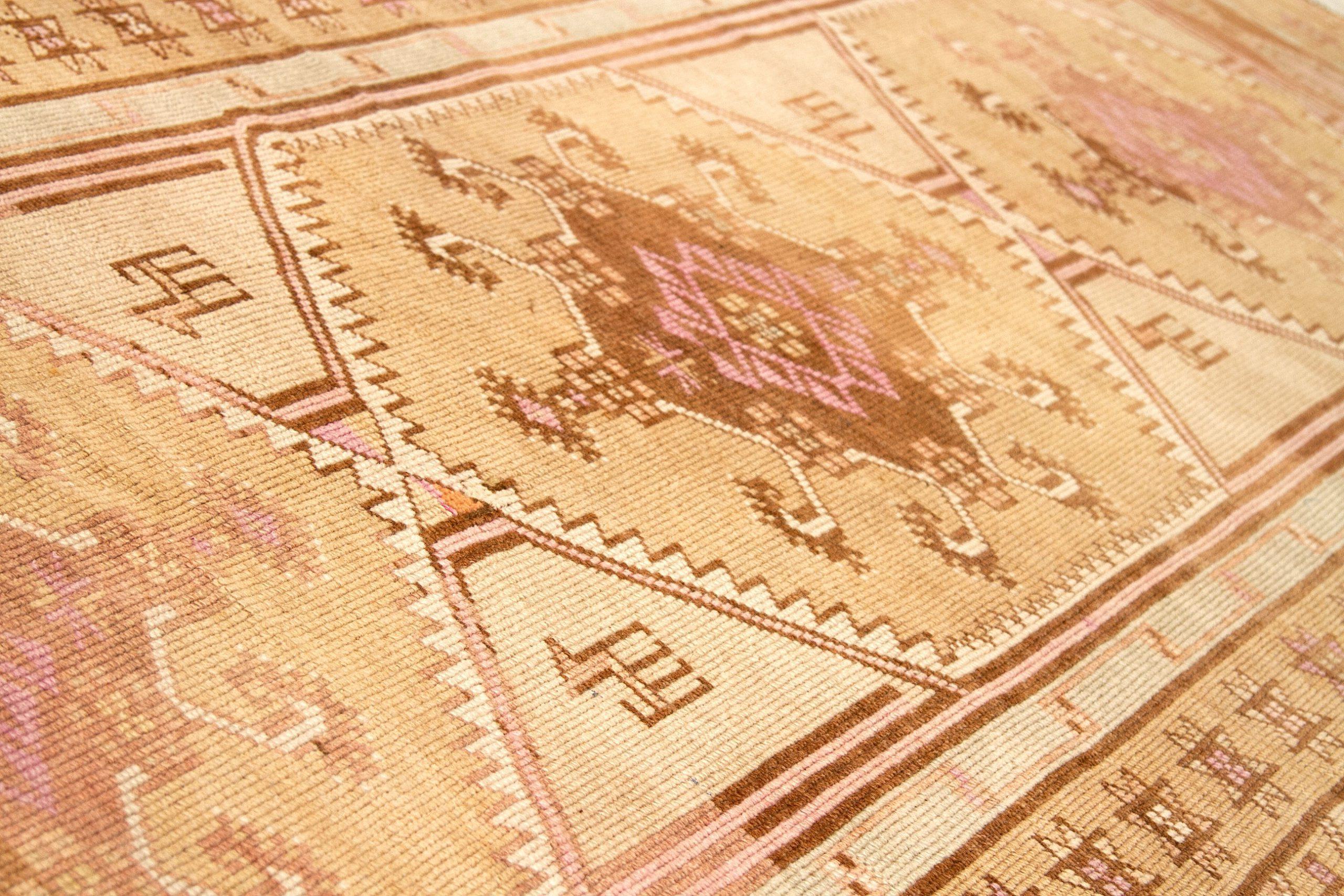 Türkei Anatoly Small Rug - Wolle Elfenbein Rosa Gelb Design - 92763 (Türkisch) im Angebot